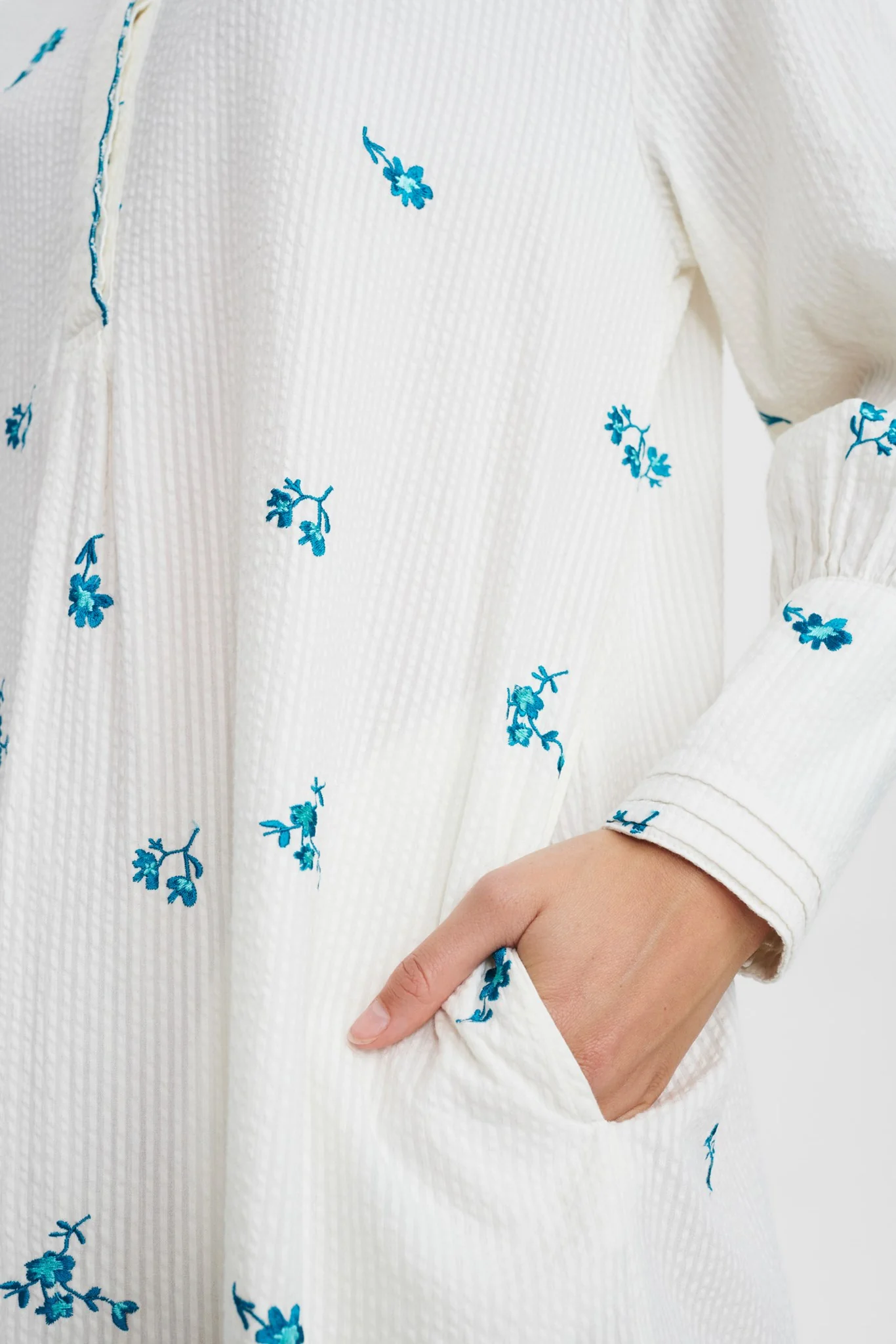 NUFRIDA DRESS - Cloud Dancer - Image 5