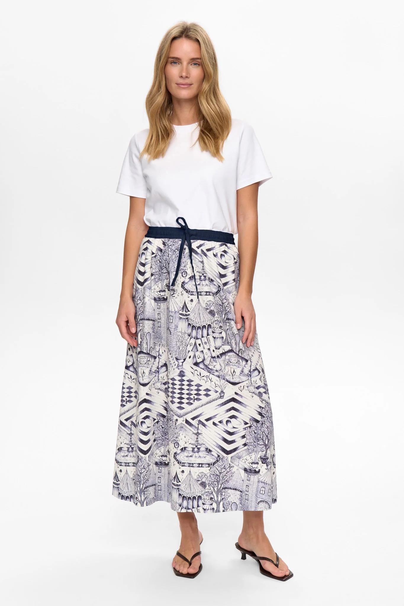 NUGARDENIA SKIRT - Cloud Dancer - Image 3