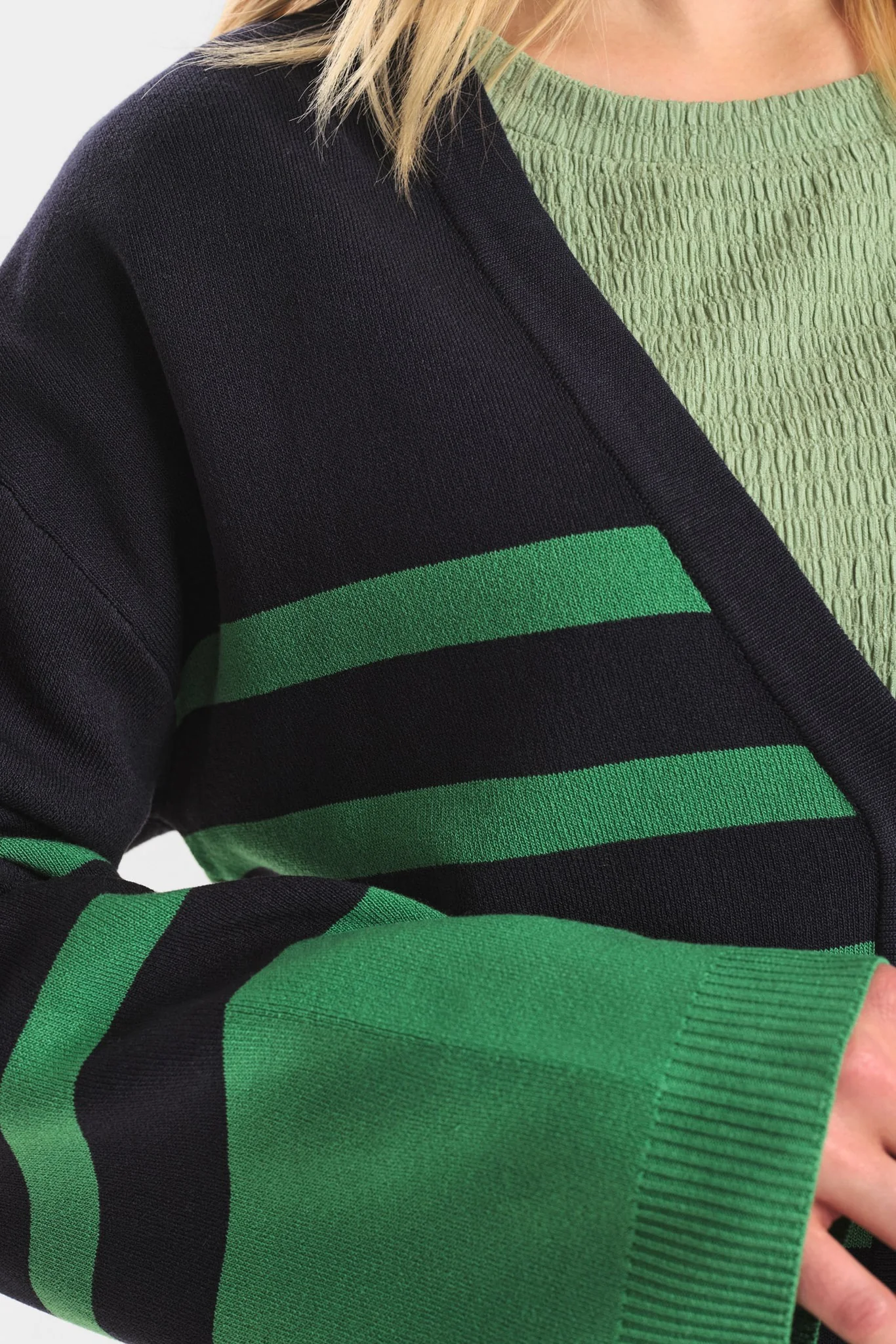 NUGHITA CARDIGAN - Leprechaun - Image 4
