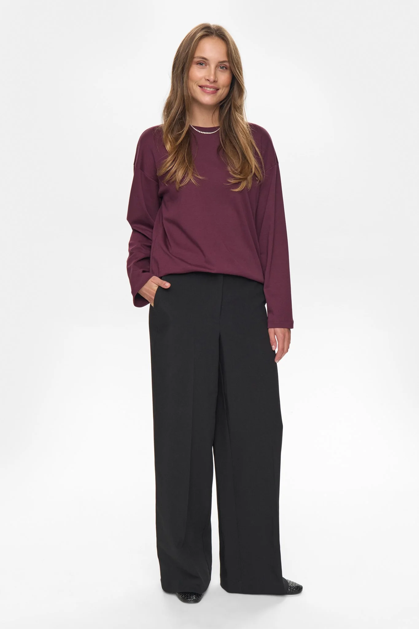 NUGIRA BLOUSE - Winetasting - Image 3