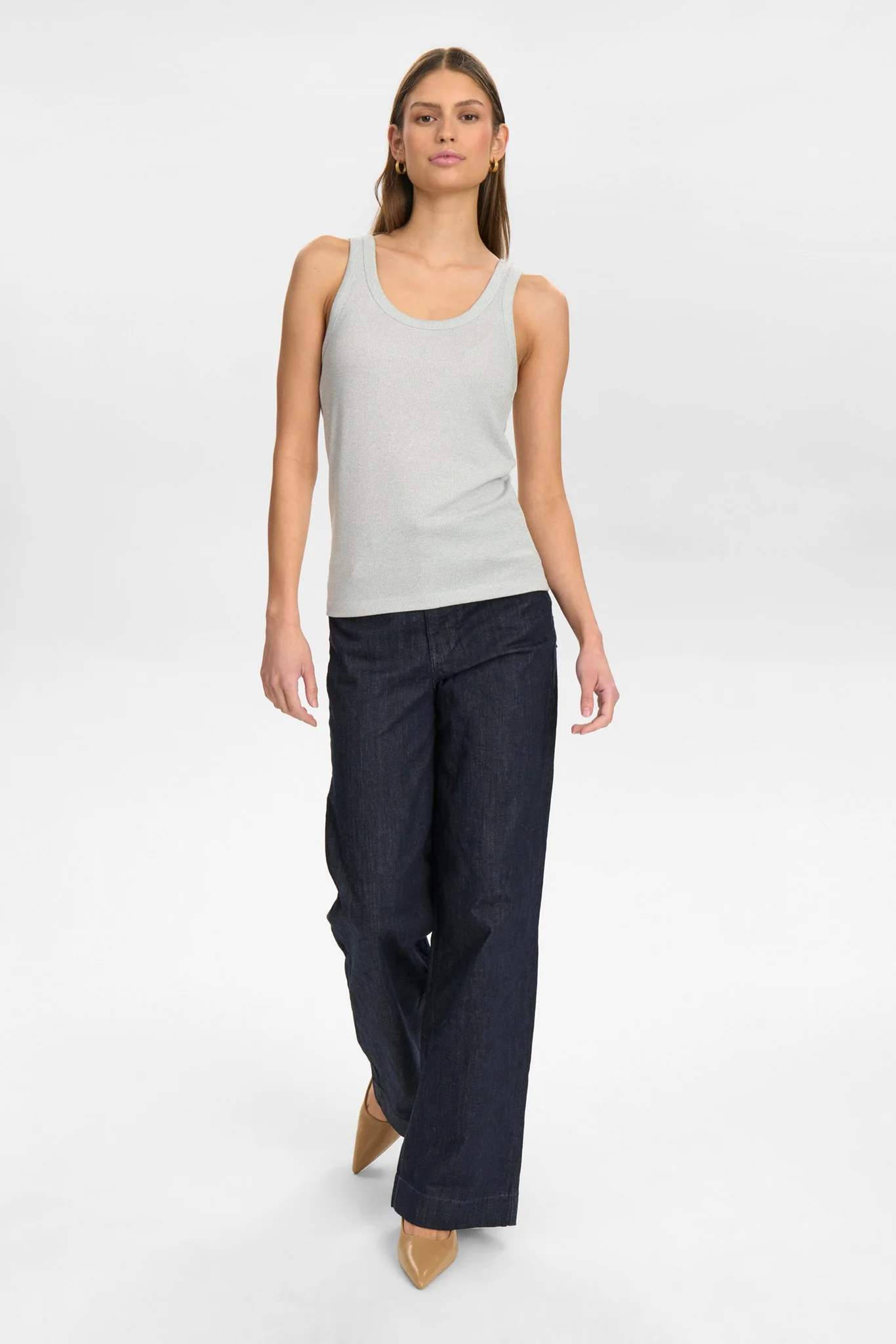 NUGLAM TANK TOP - Silver - Image 3