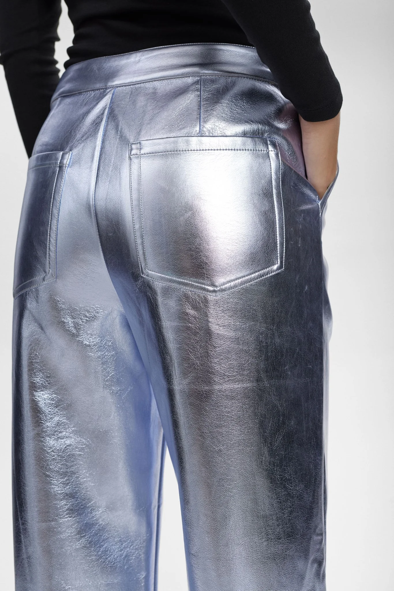 NUGLENDA CROPPED PANTS  - Silver - Image 5