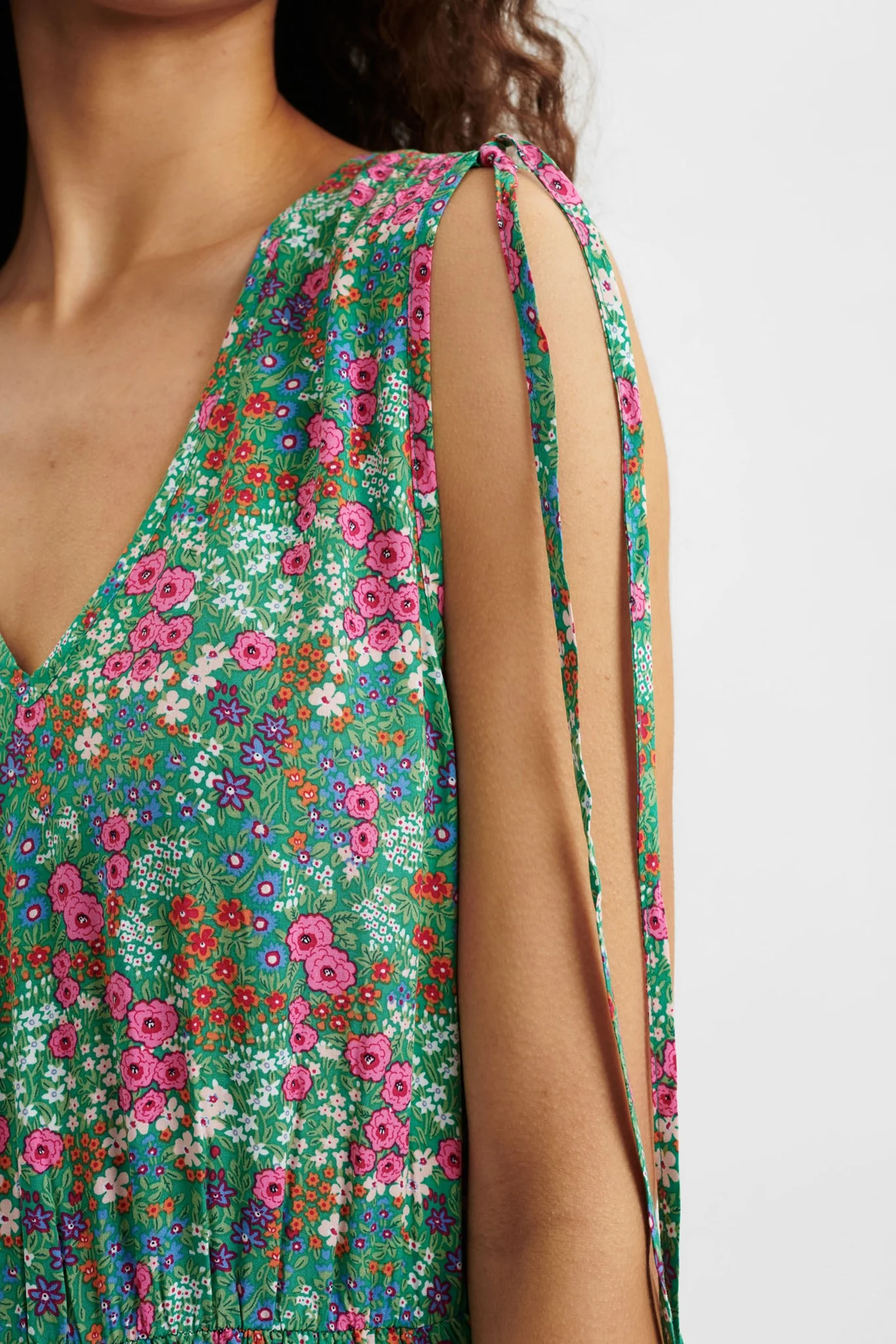 NUGRETA LONG DRESS - Simply Green - Image 4