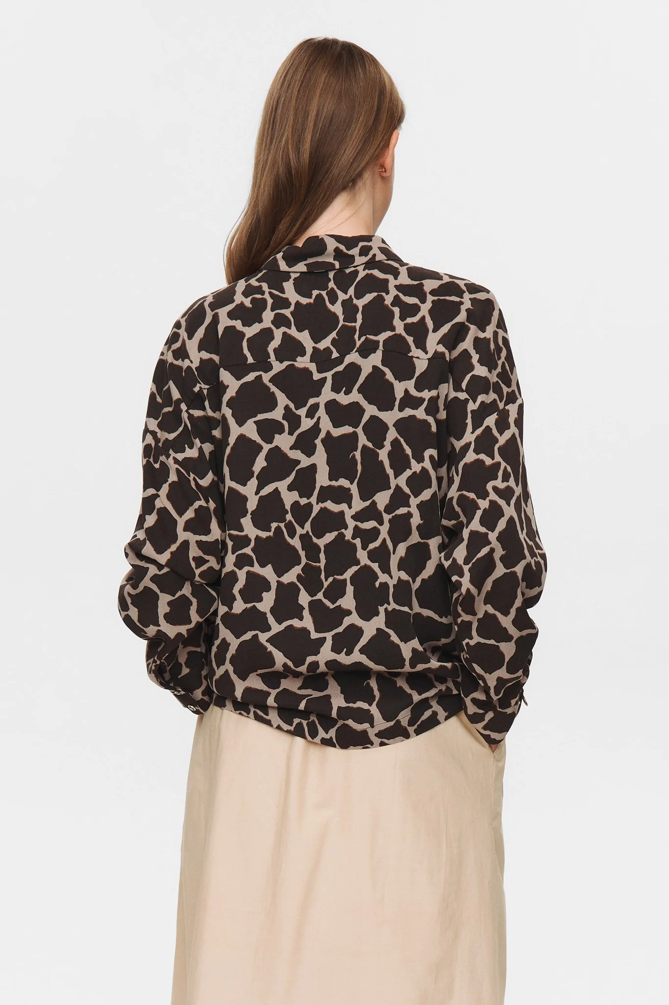 NUHANA BOXY SHIRT - Black Coffee - Image 2