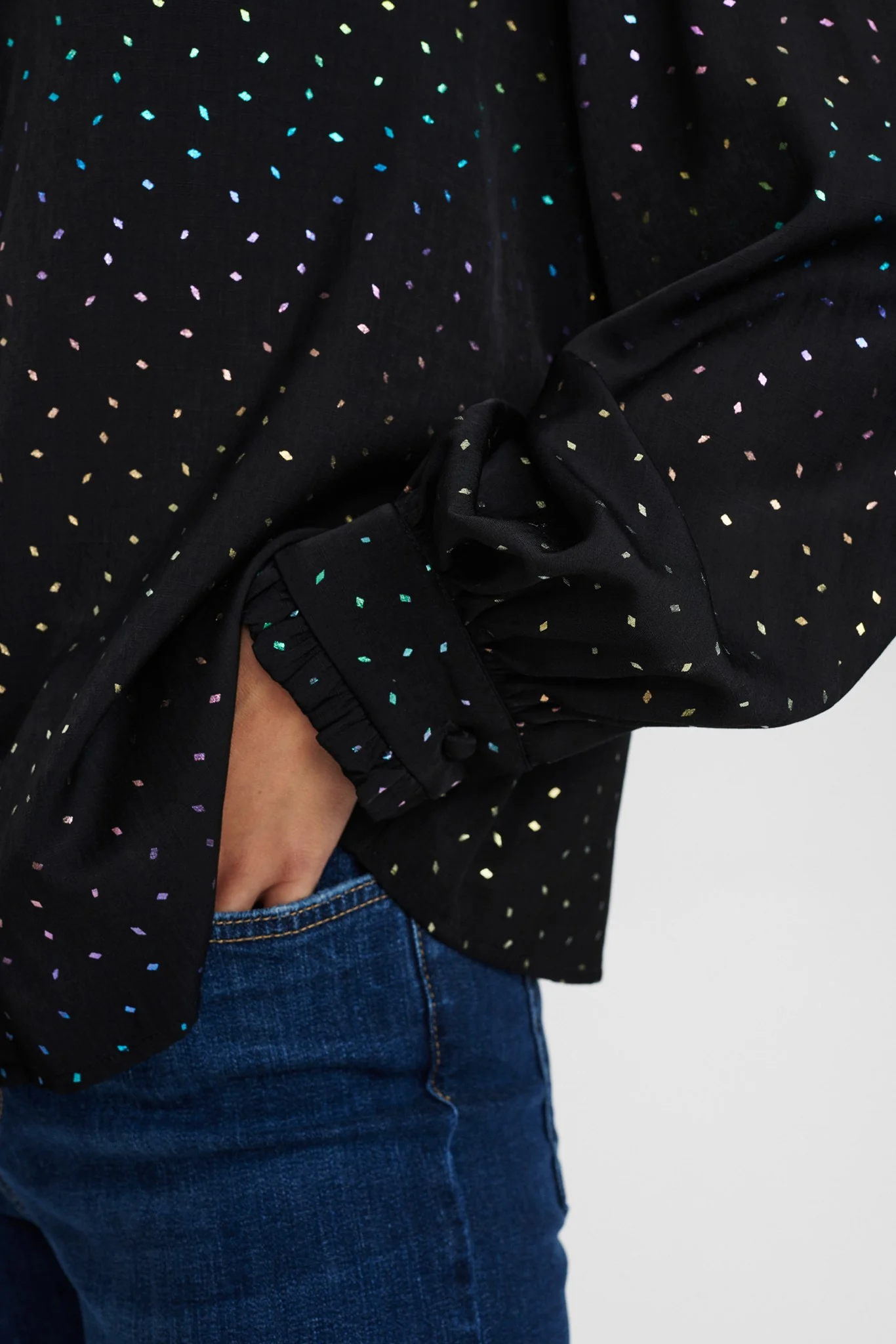 NUHELENA SHIRT - Caviar - Image 10