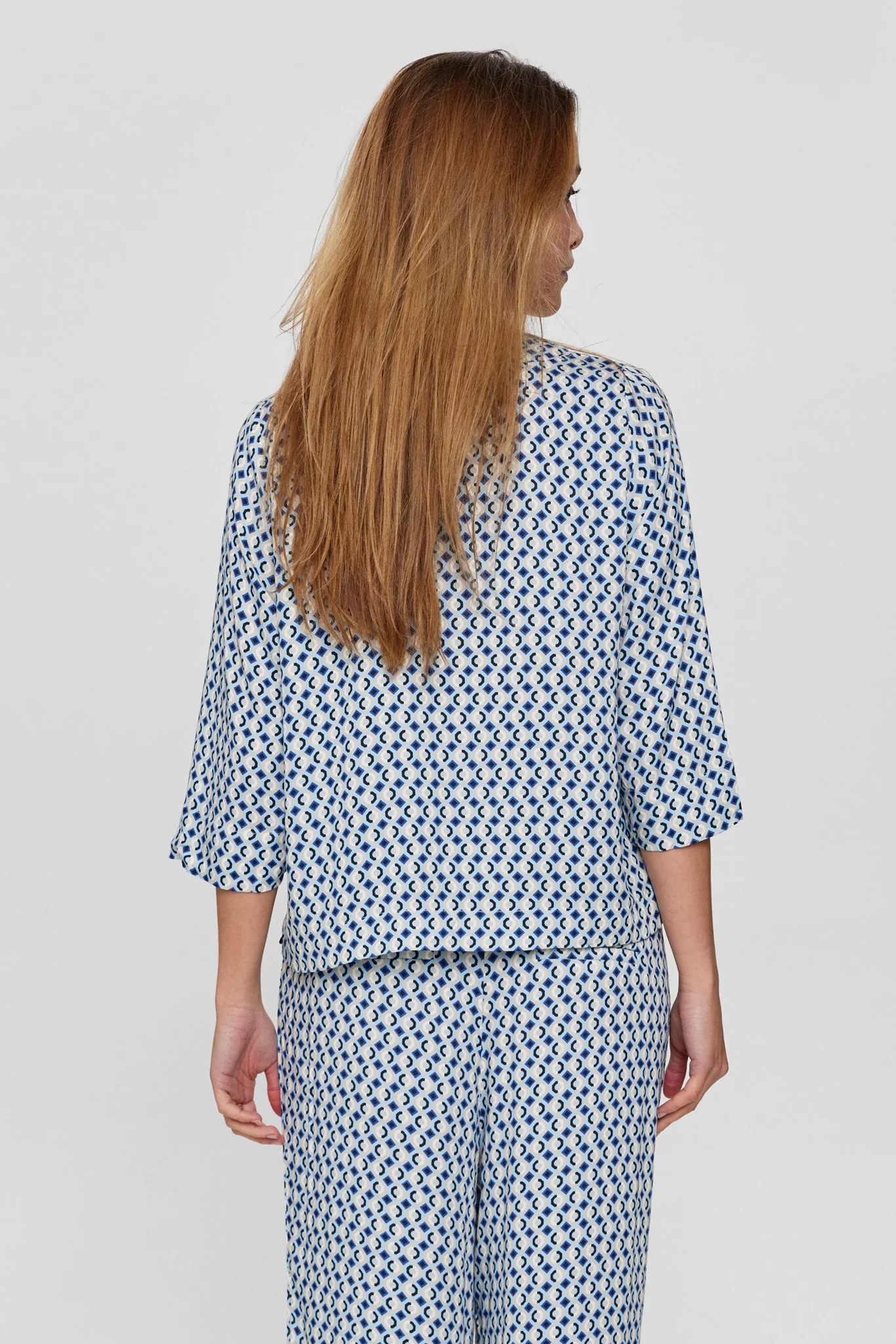 NUHOLA BLOUSE - Powder Blue - Image 2