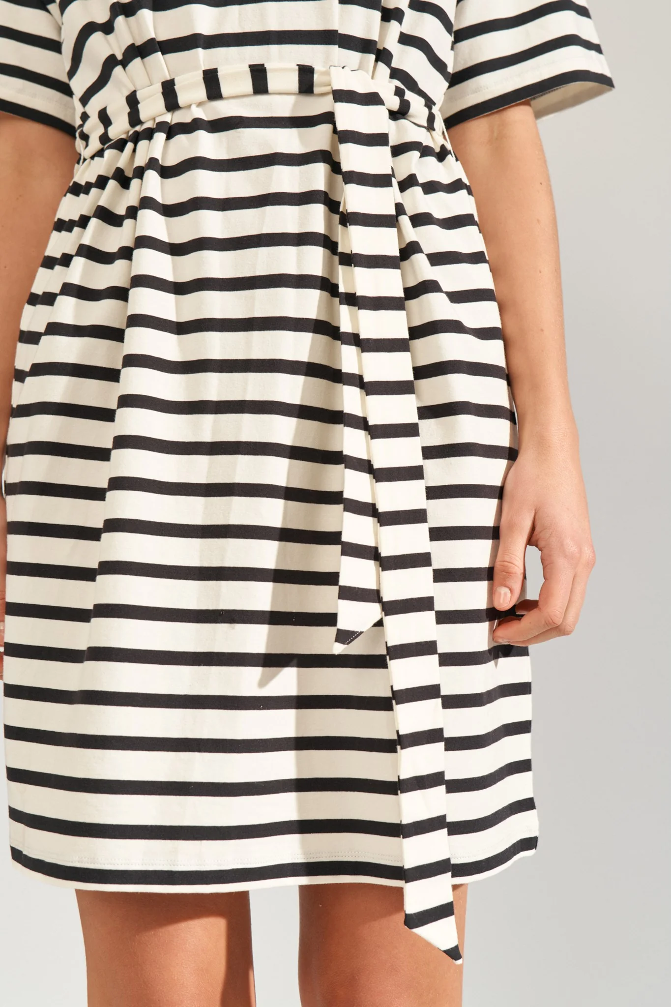 NUHYDRA DRESS - Caviar - Image 5