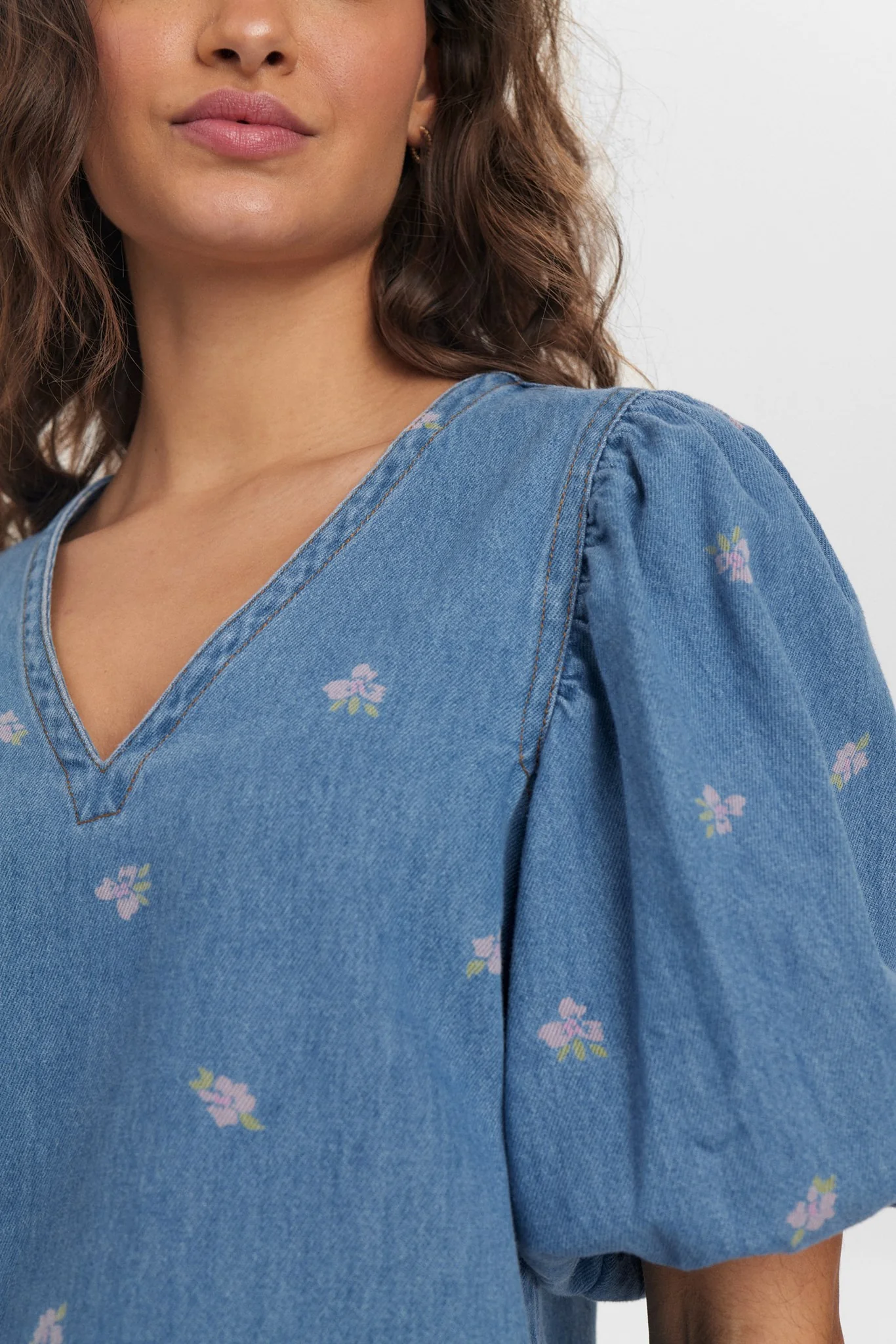 NUIBIZA BLOUSE - Medium Blue Denim - Image 4