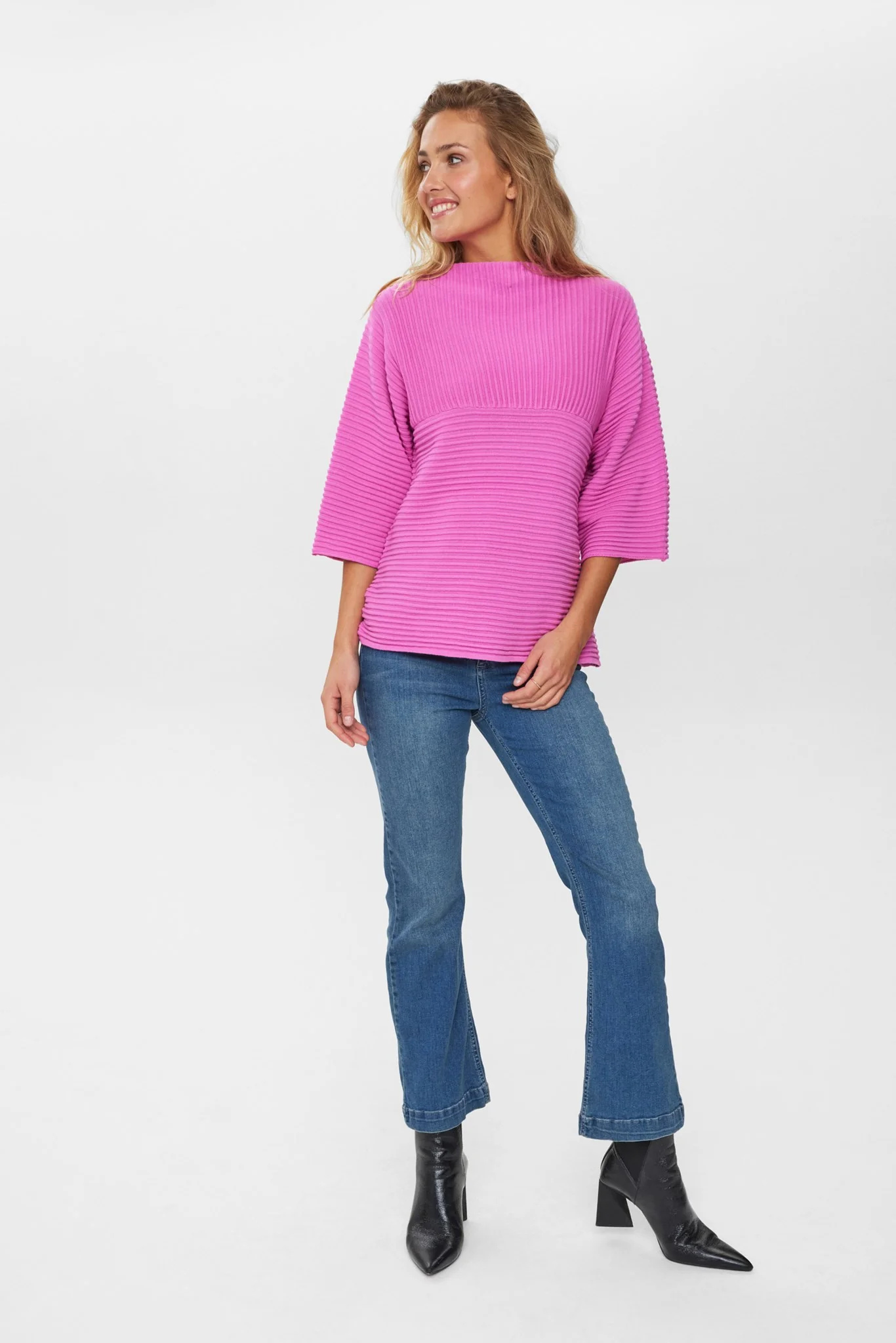 NUIRMELIN O-NECK PULLOVER-NOOS - Super Pink - Image 3