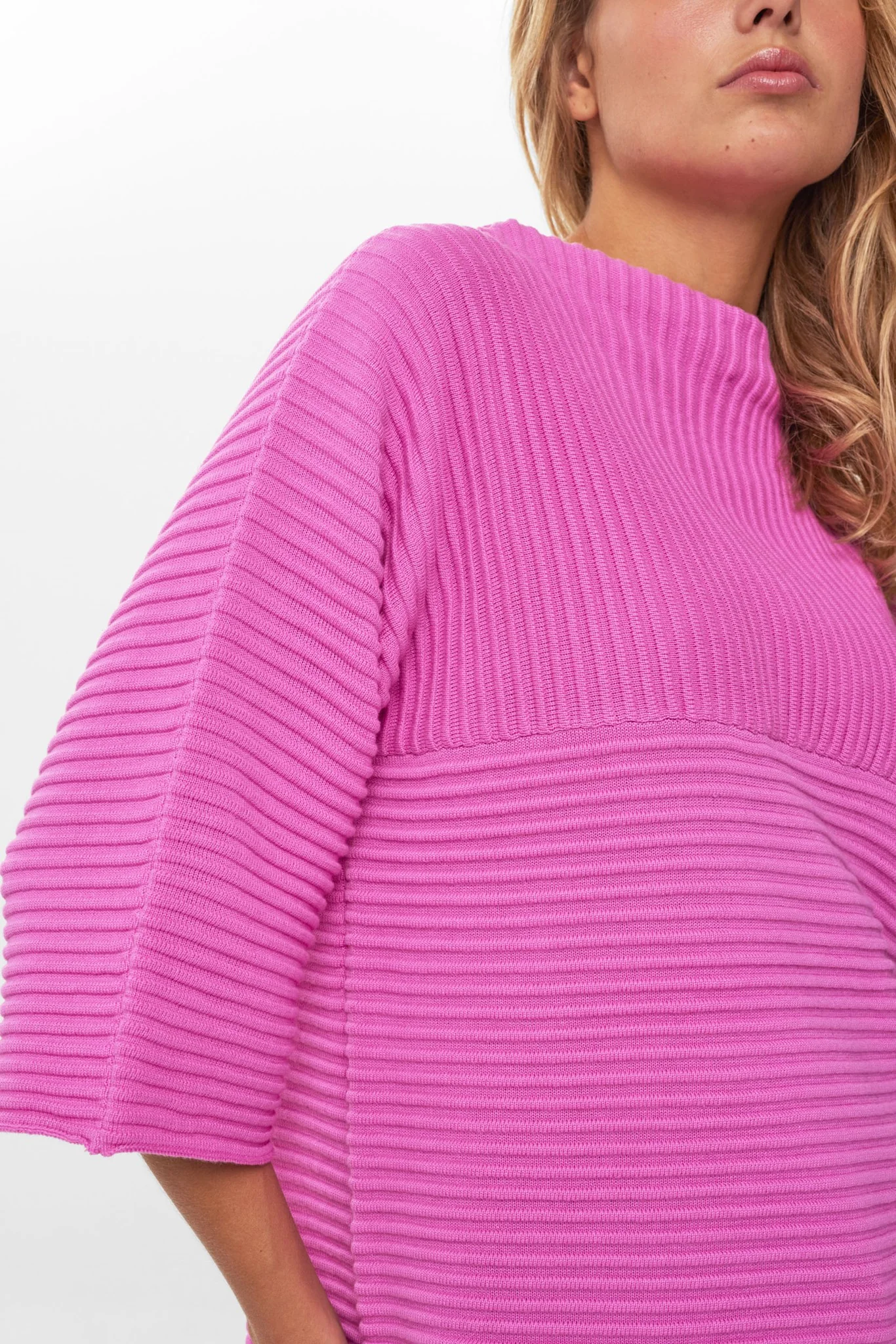 NUIRMELIN O-NECK PULLOVER-NOOS - Super Pink - Image 4