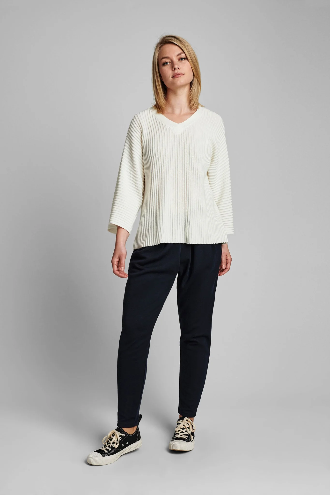 NUIRMELIN V-NECK PULLOVER - NOOS - Cloud Dancer - Image 7