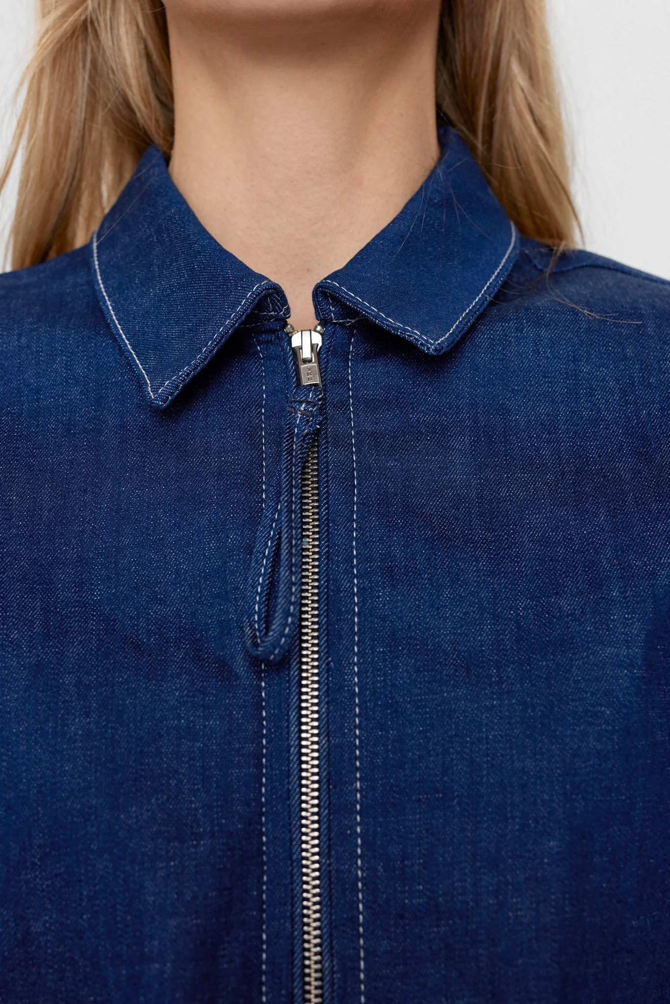 NUISSA DRESS - Dark Blue Denim - Image 4
