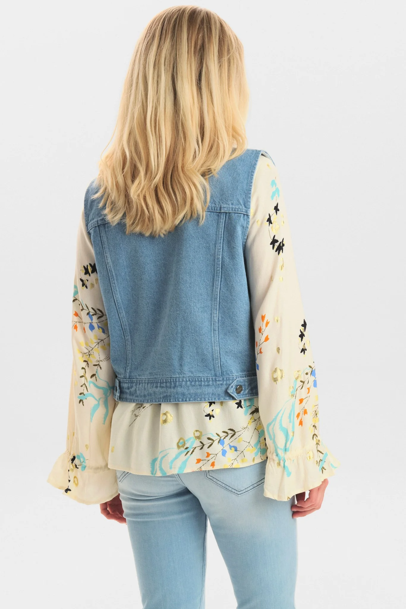 NUJENNA WAISTCOAT - Light Blue Denim - Image 2