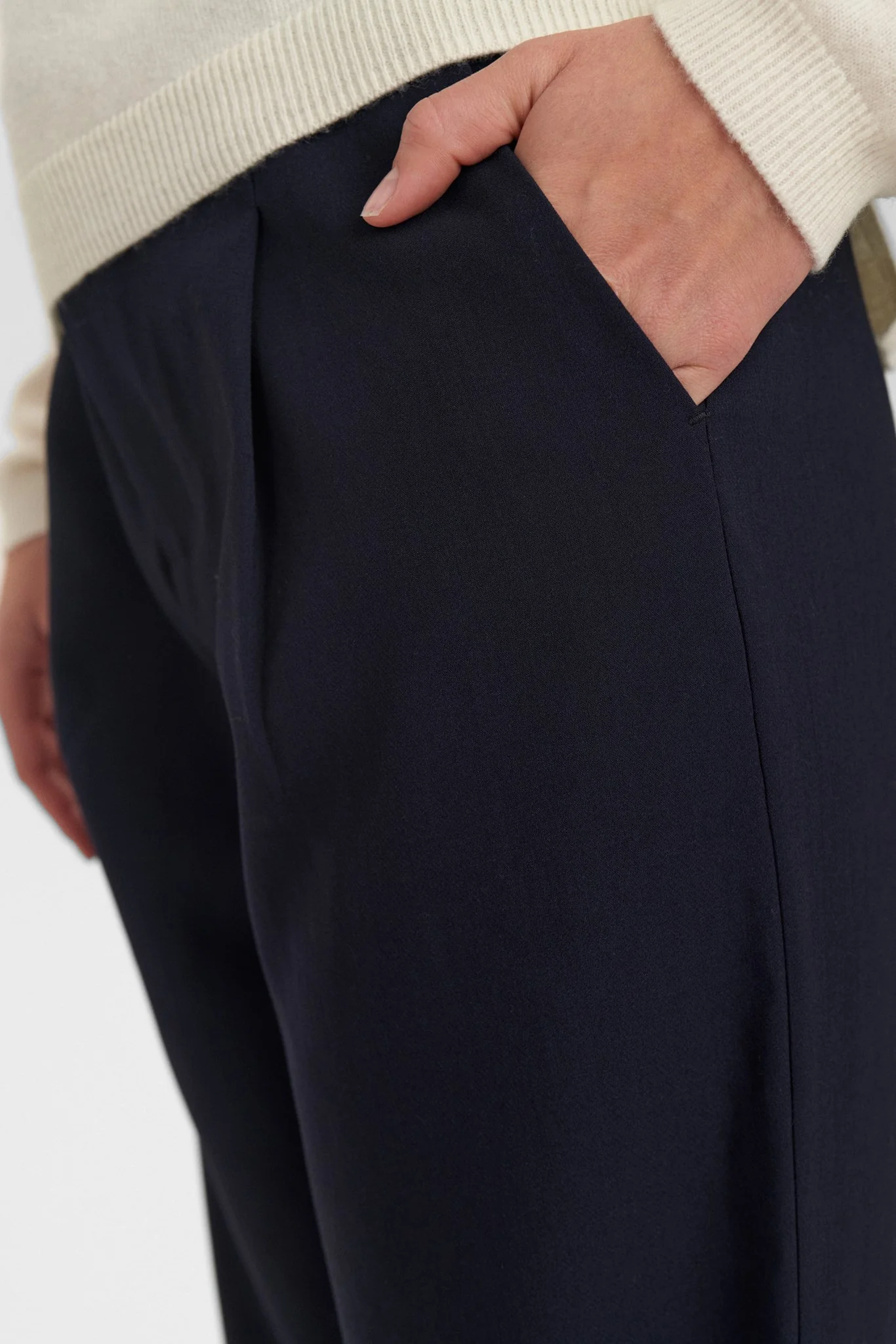 NUJOROLINE PANTS - Dress Blues - Image 5