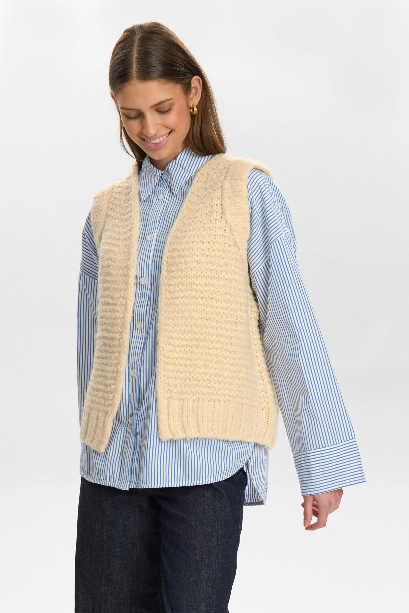 NUJU VEST - Creme Melange