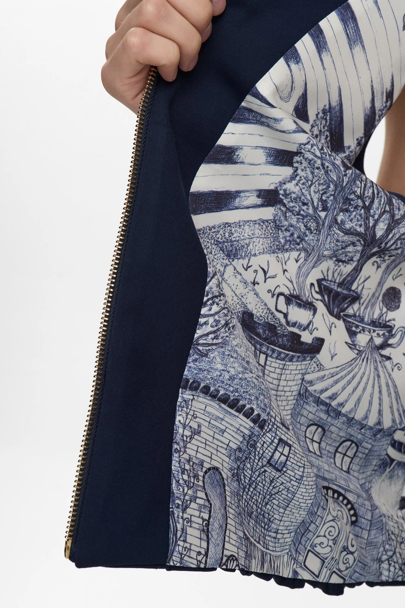 NUJULIA VEST - Dark Sapphire - Image 5