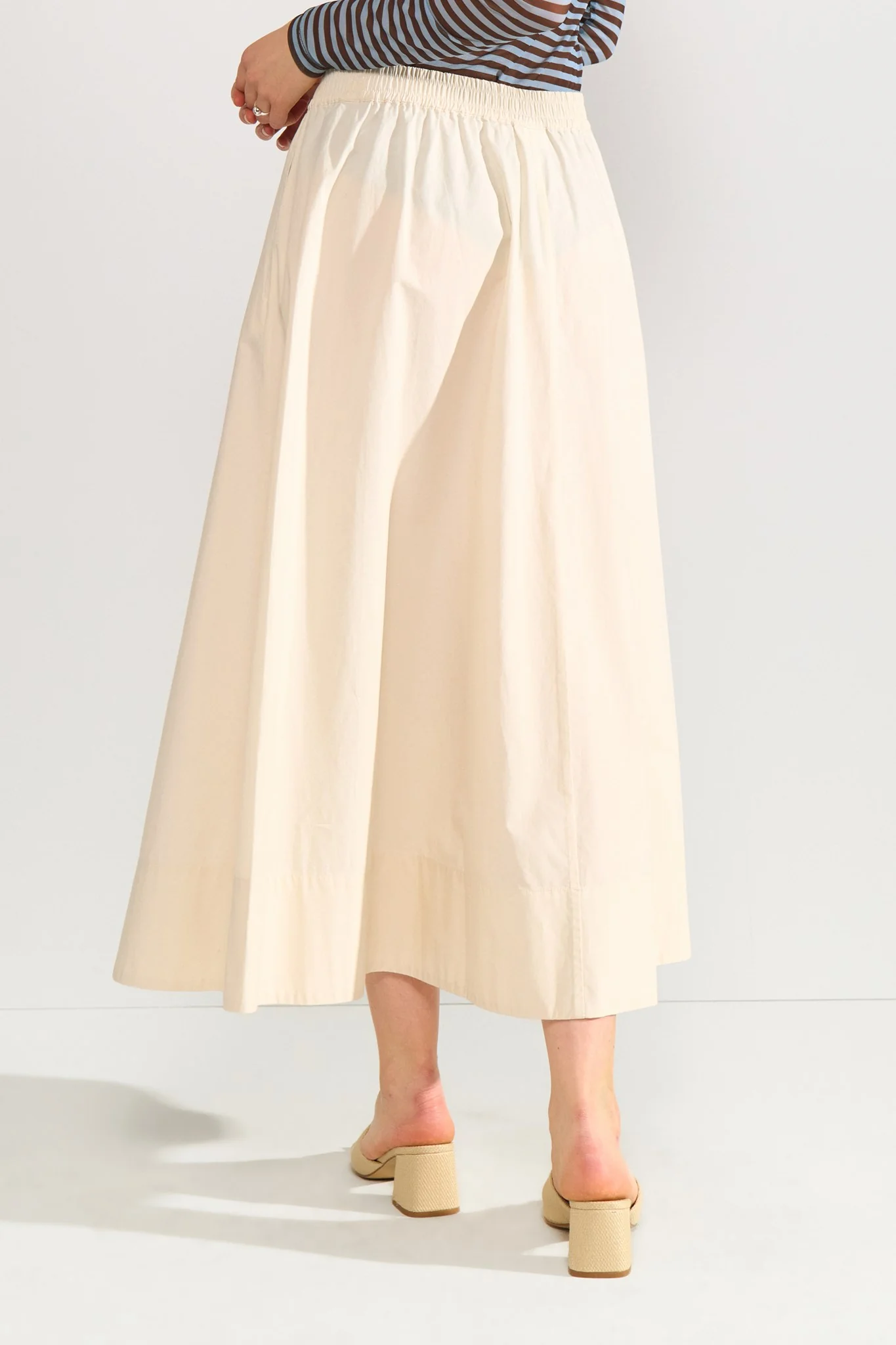 NUJUMA COTTON SKIRT  - Whitecap Gray - Image 3