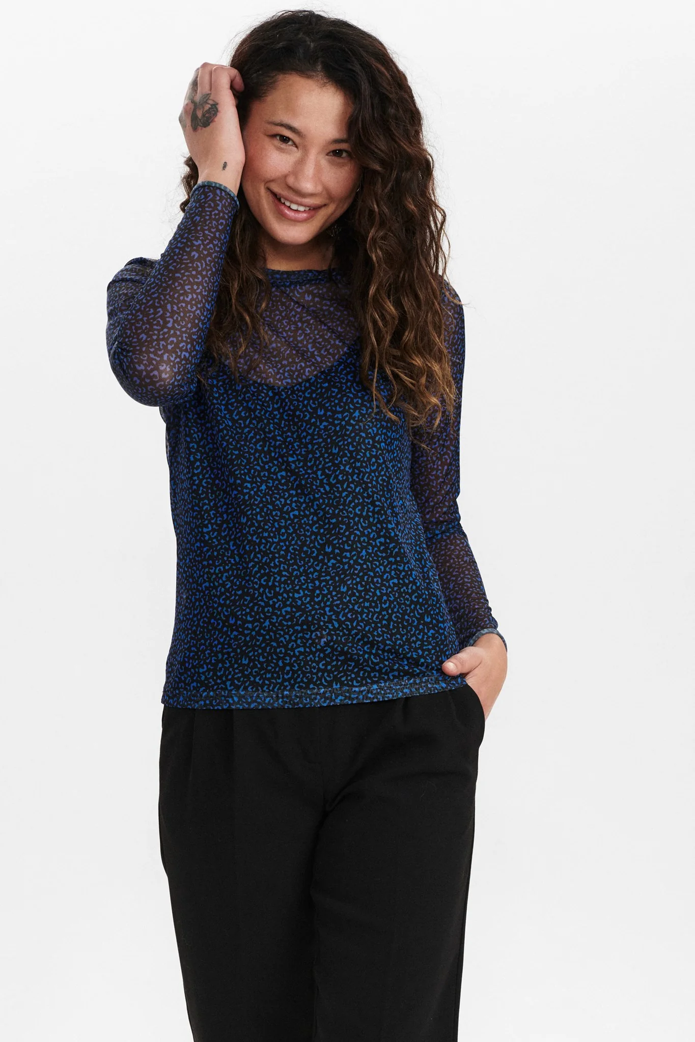 NUKEATON BLOUSE - Princess Blue