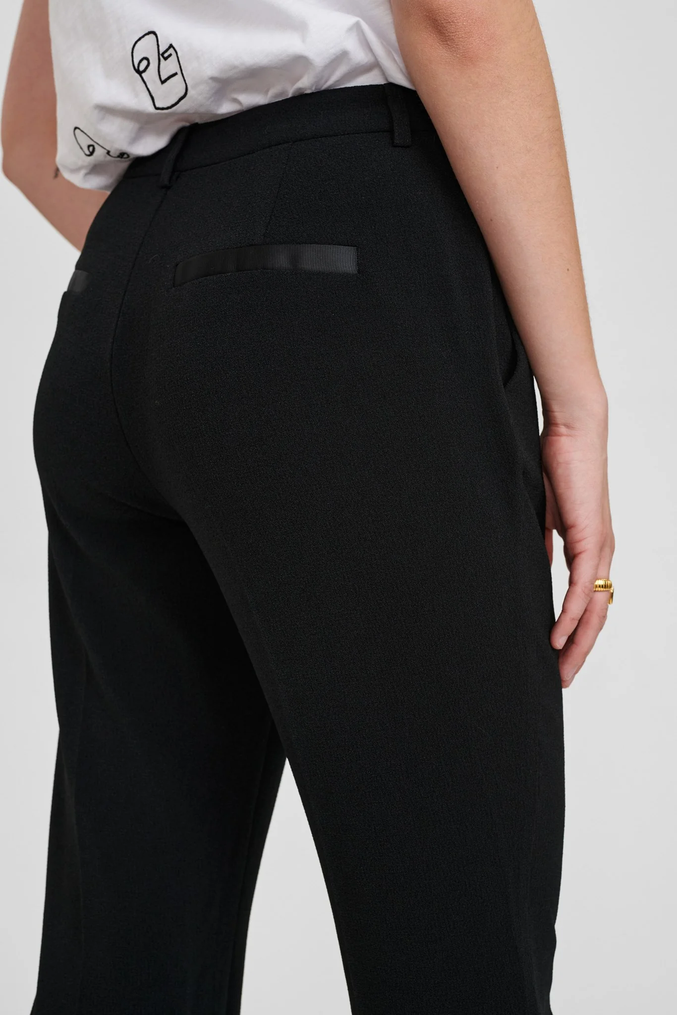 NUKENDALL PANT - Caviar - Image 4