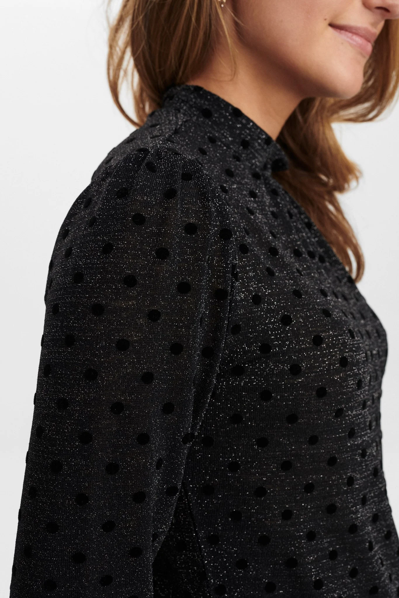 NUKLARA BLOUSE - Caviar - Image 5