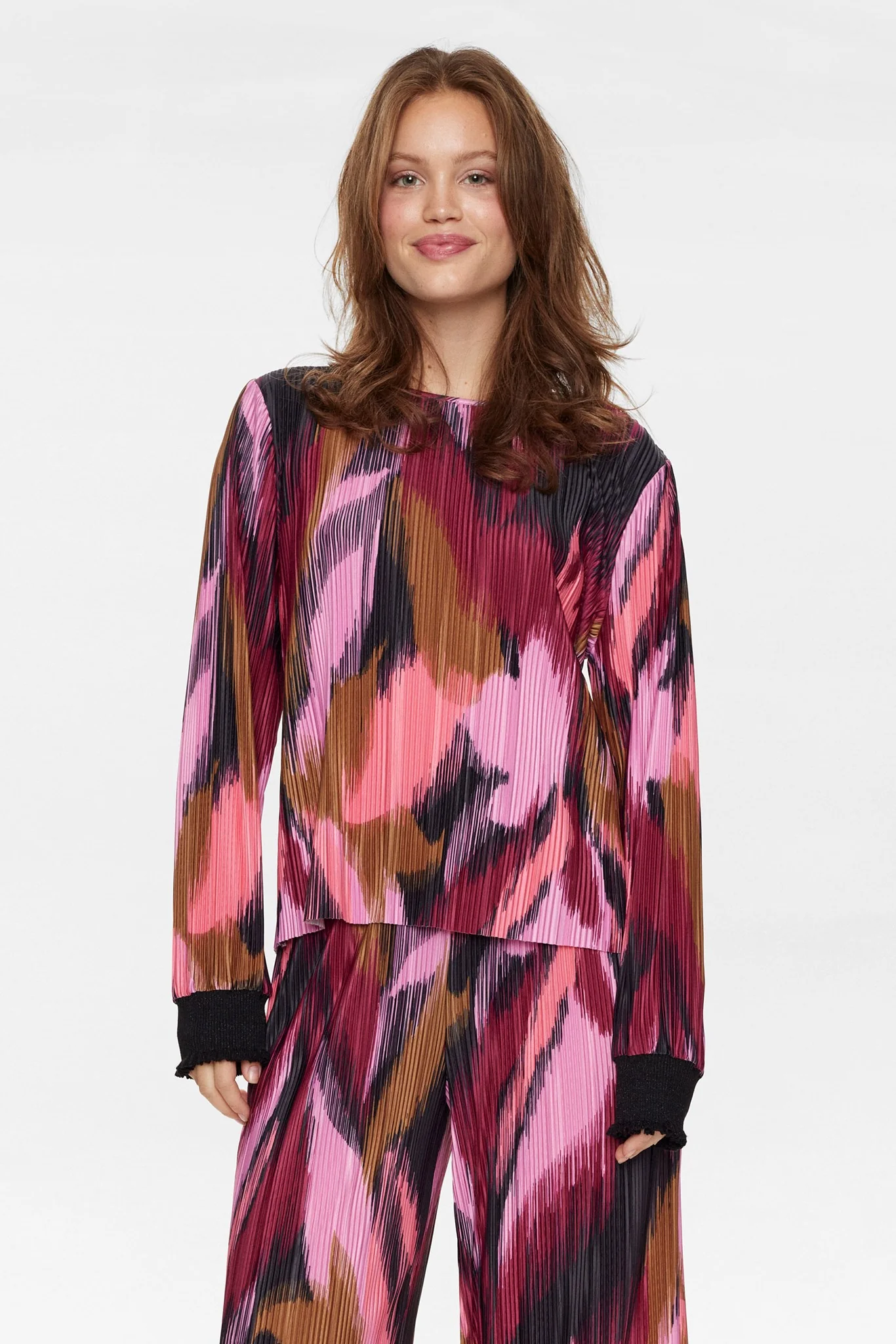 NULEAVY BLOUSE - Beet Red