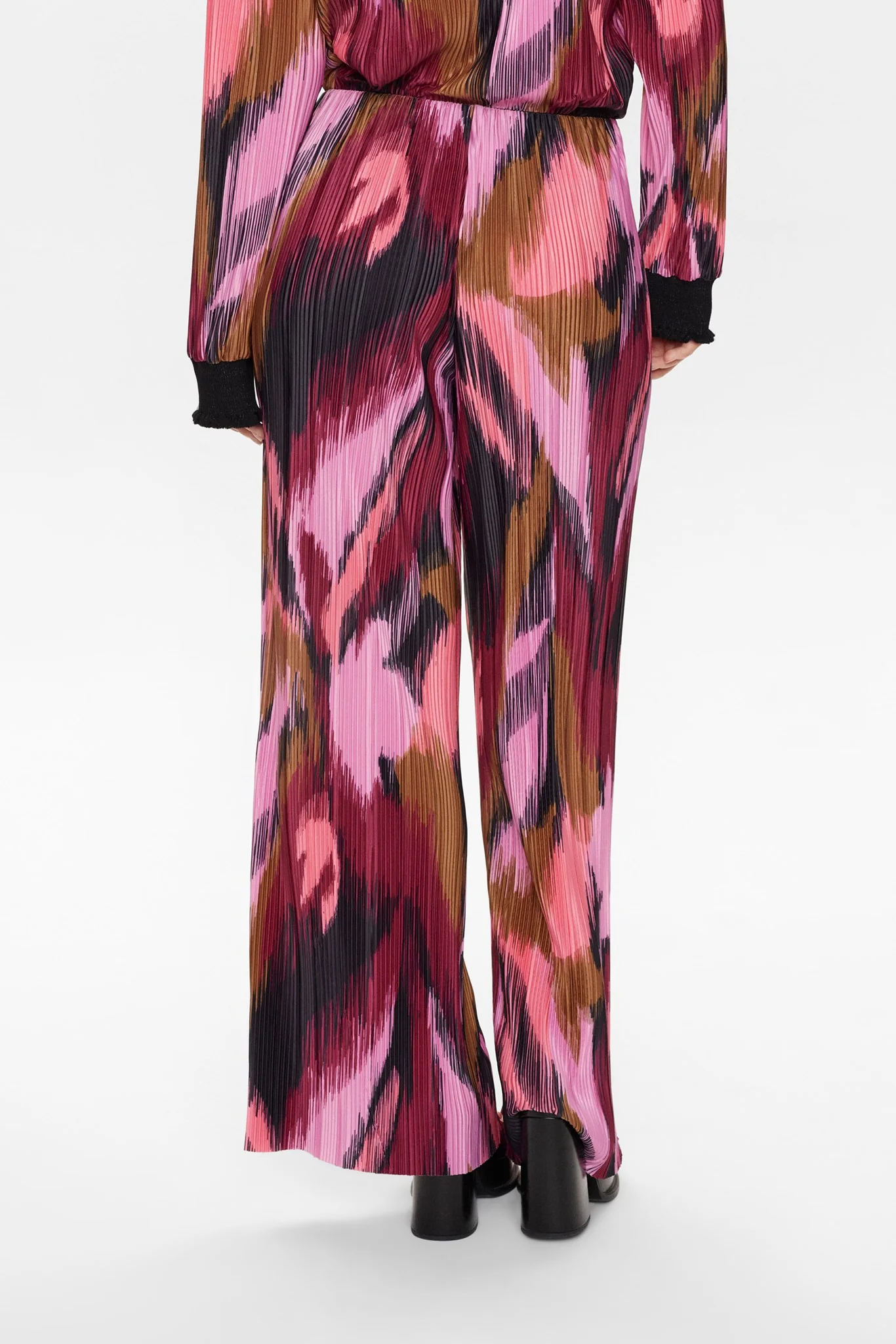 NULEAVY PANTS - Beet Red - Image 2
