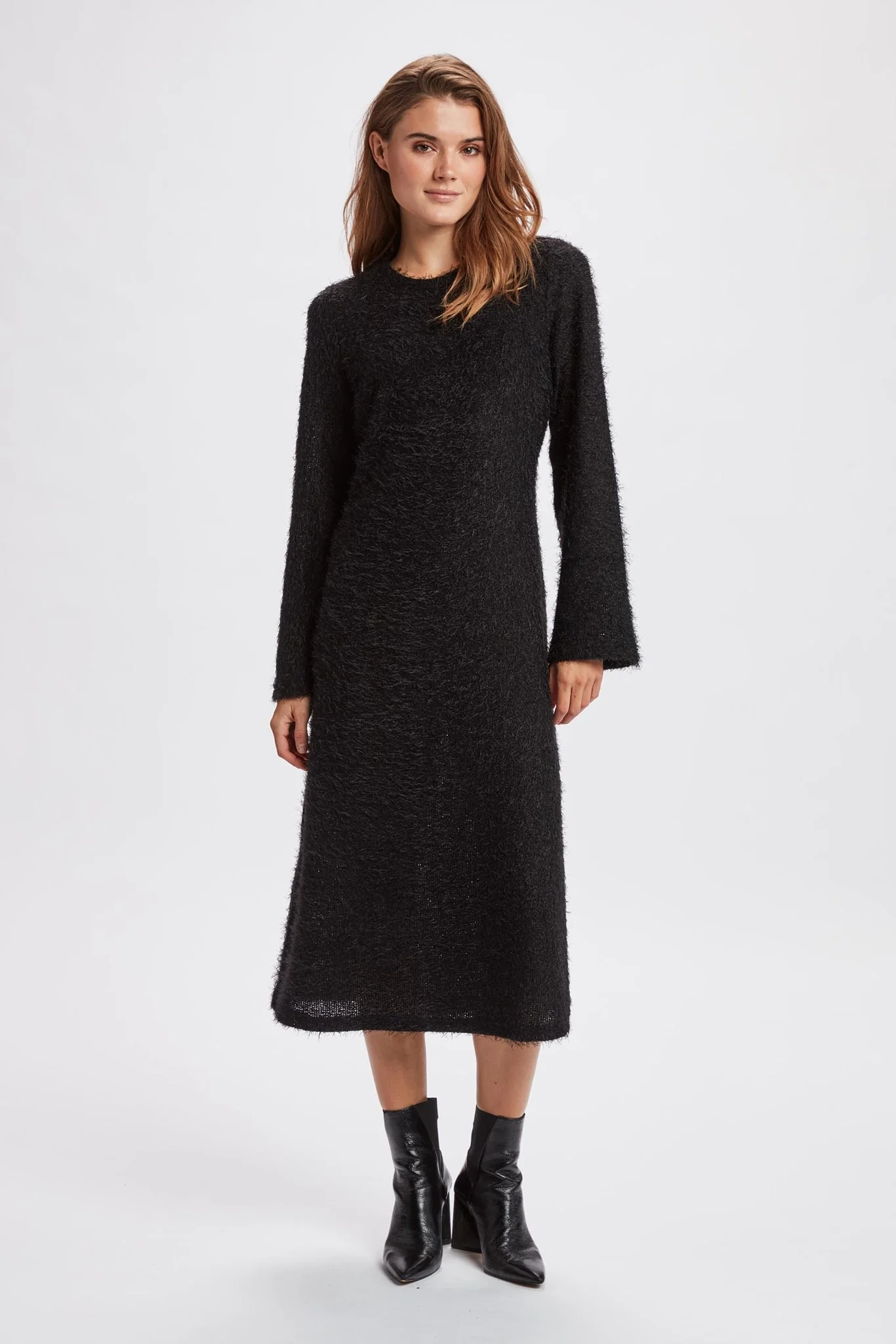 NULEE DRESS - Caviar - Image 3