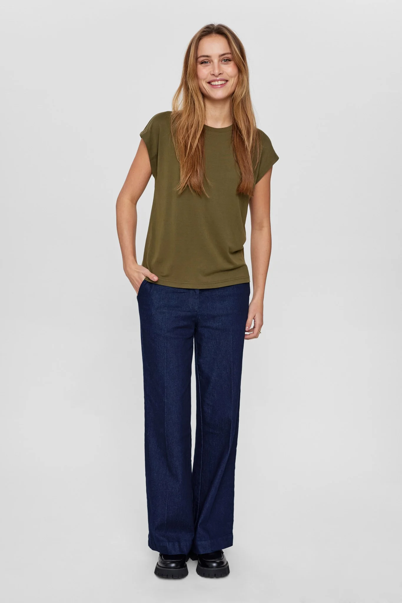 NULIZY TOP  - Ivy Green - Image 3