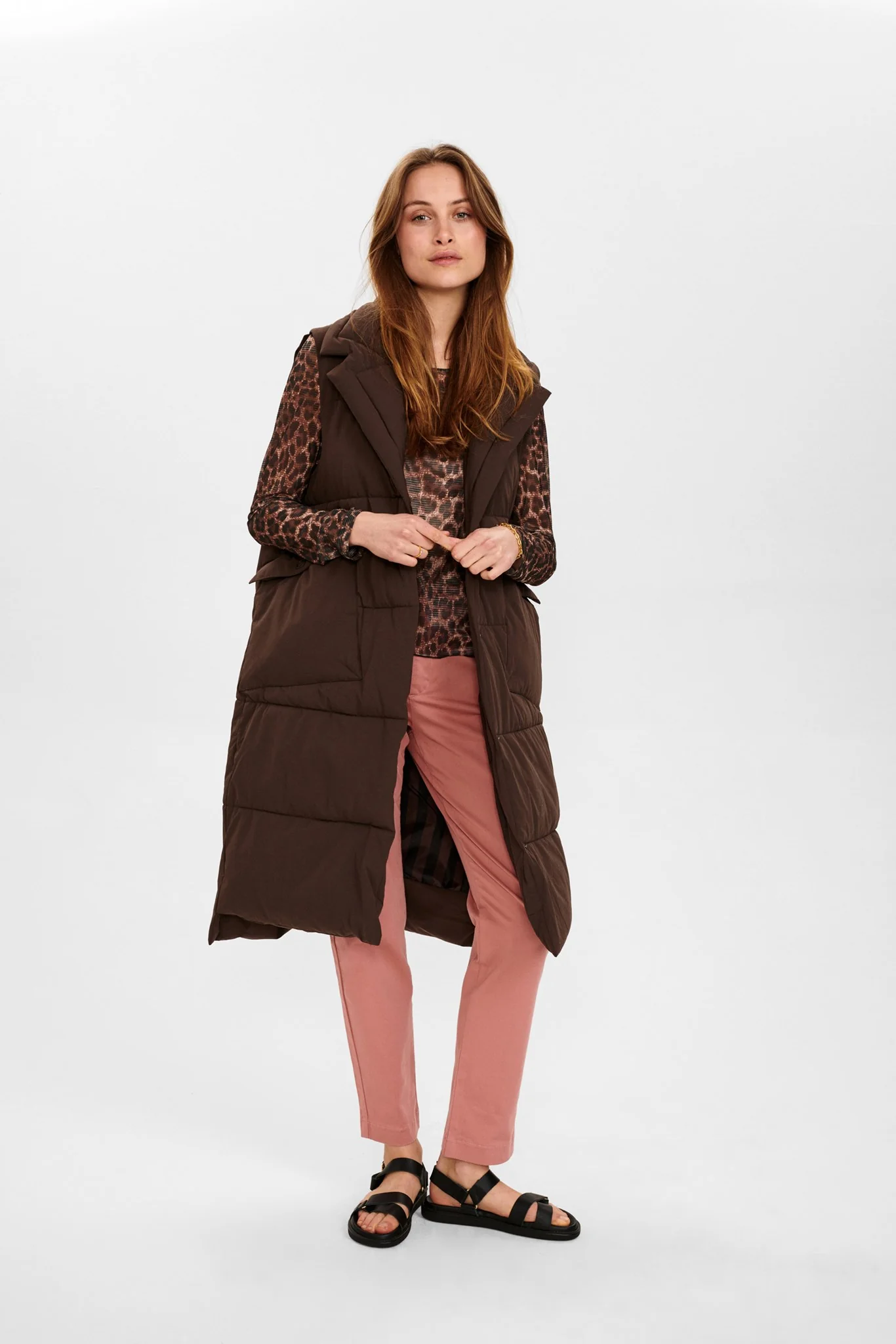 NULOBA VEST  - Chocolate Chip - Image 3