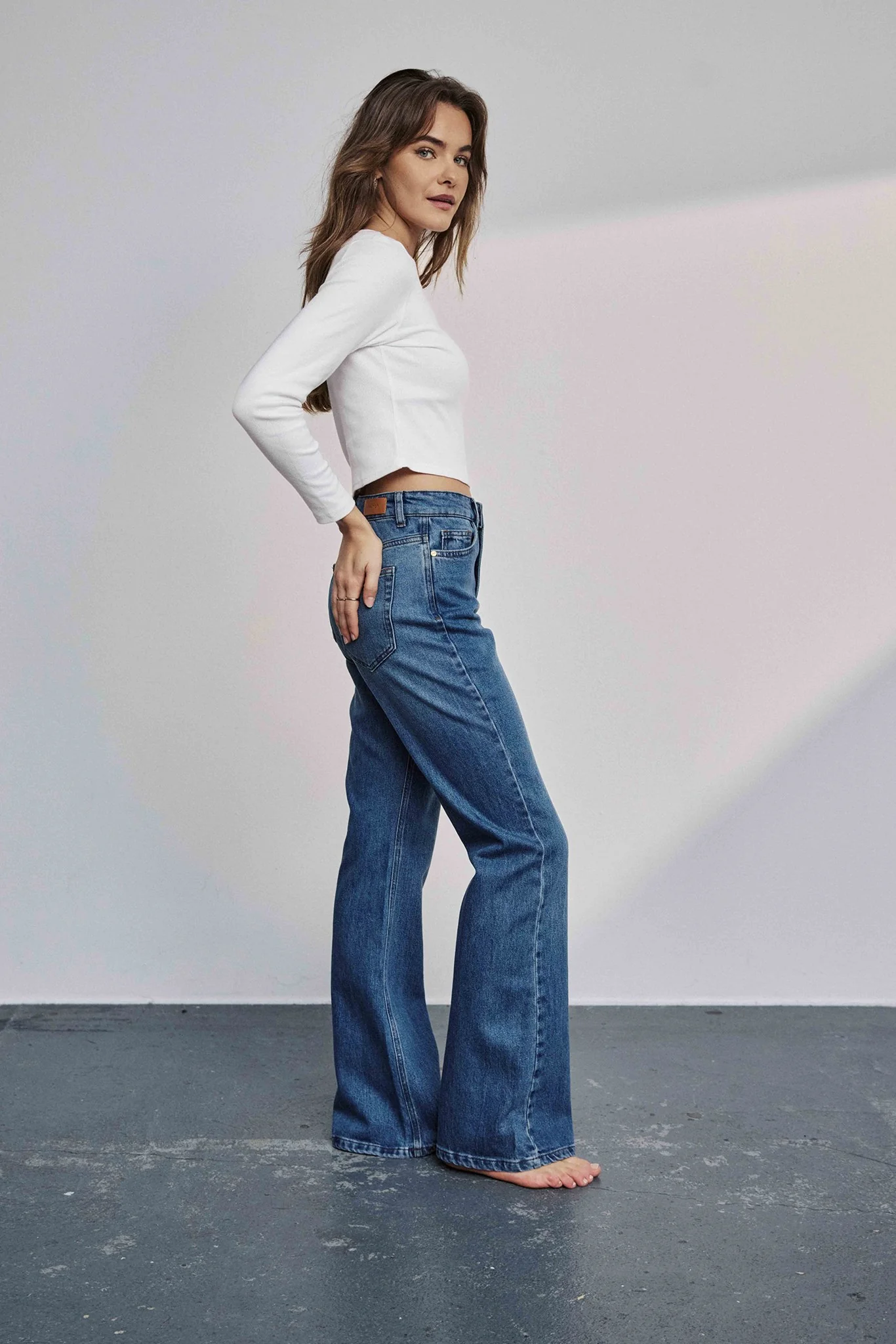 NULONDON JEANS LONG - Med. Blue Washed Denim - Image 4