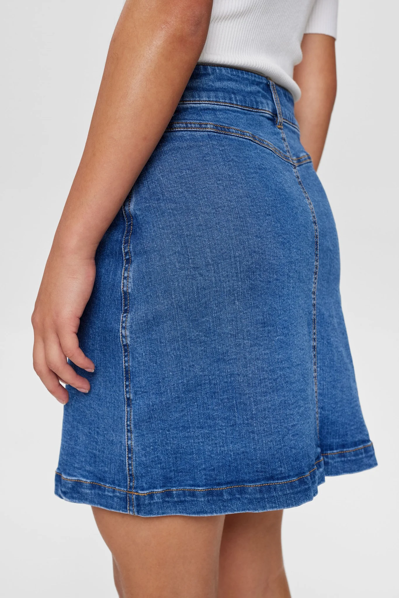 NULULU SHORT DENIM SKIRT - Medium Blue Denim - Image 5