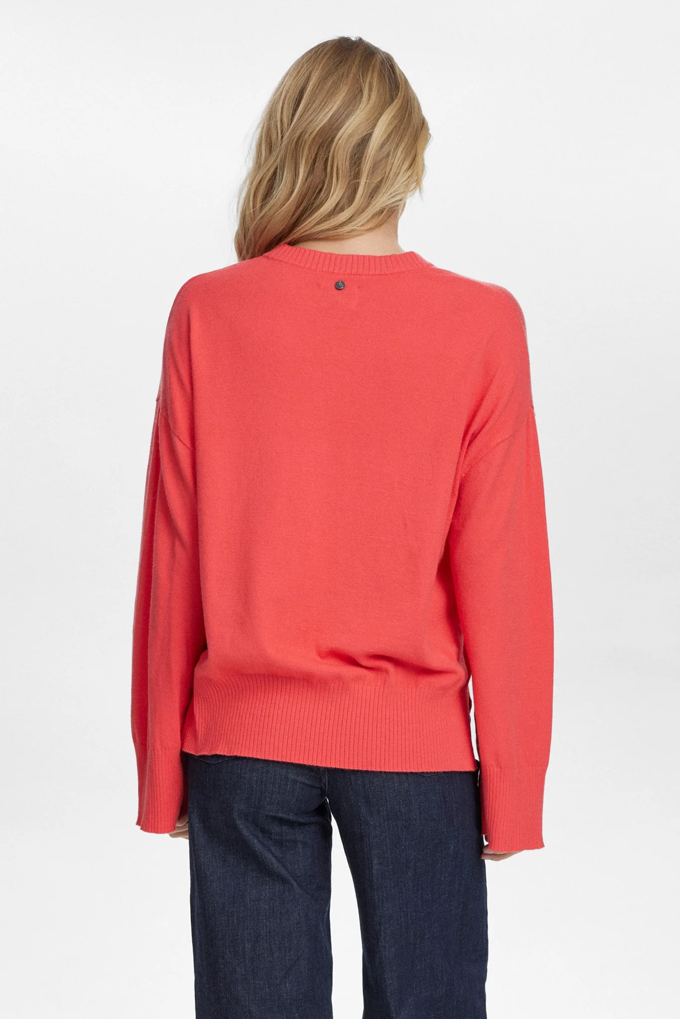 NUMAIKEY PULLOVER - Geranium - Image 2