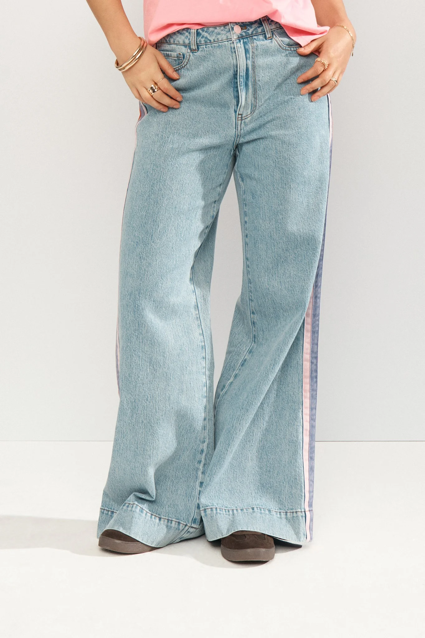 NUMALAGA HR WIDE JEANS BI3010 - Light Blue Denim - Image 2
