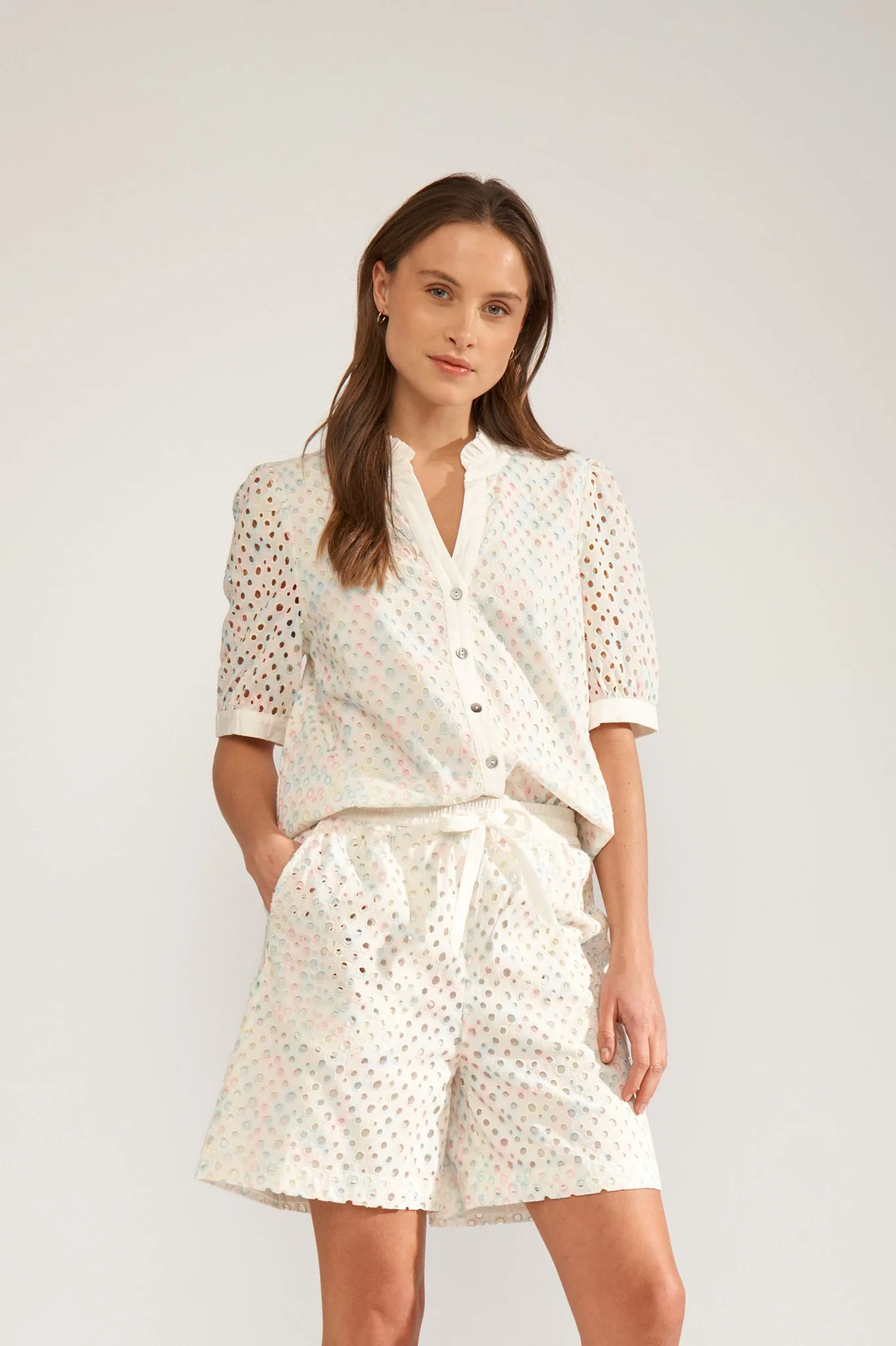 NUMARISA SS SHIRT - Bright White