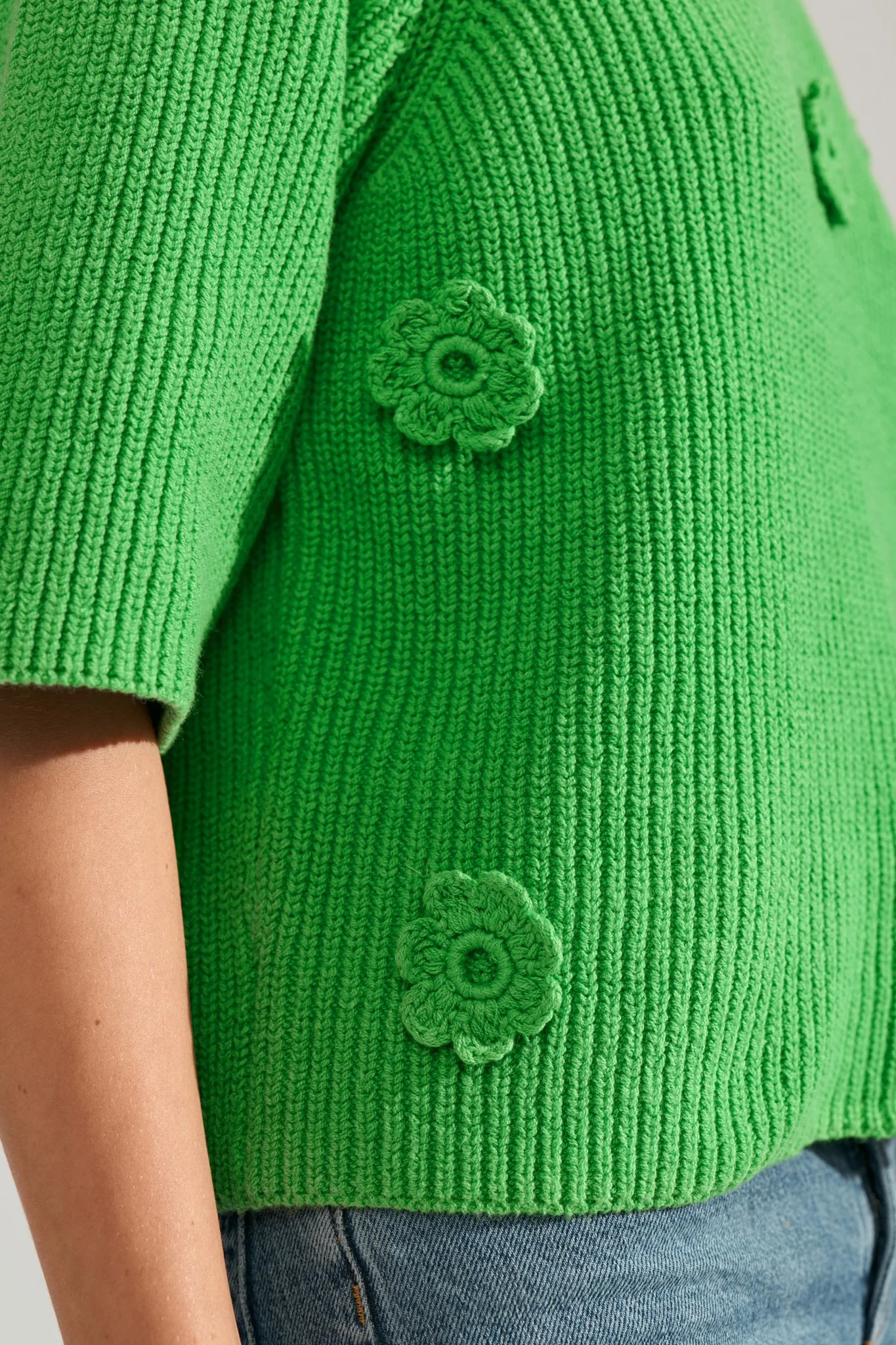 NUMARSIE SS PULLOVER  - Vibrant Green - Image 5