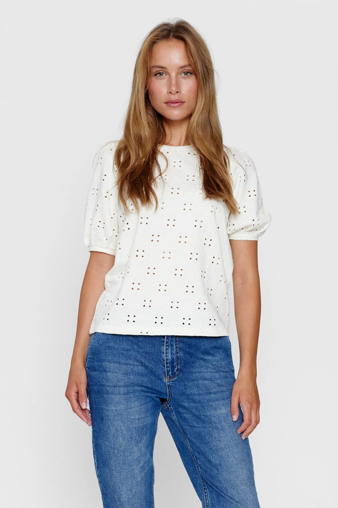 NUMIKKE TEE - Cloud Dancer