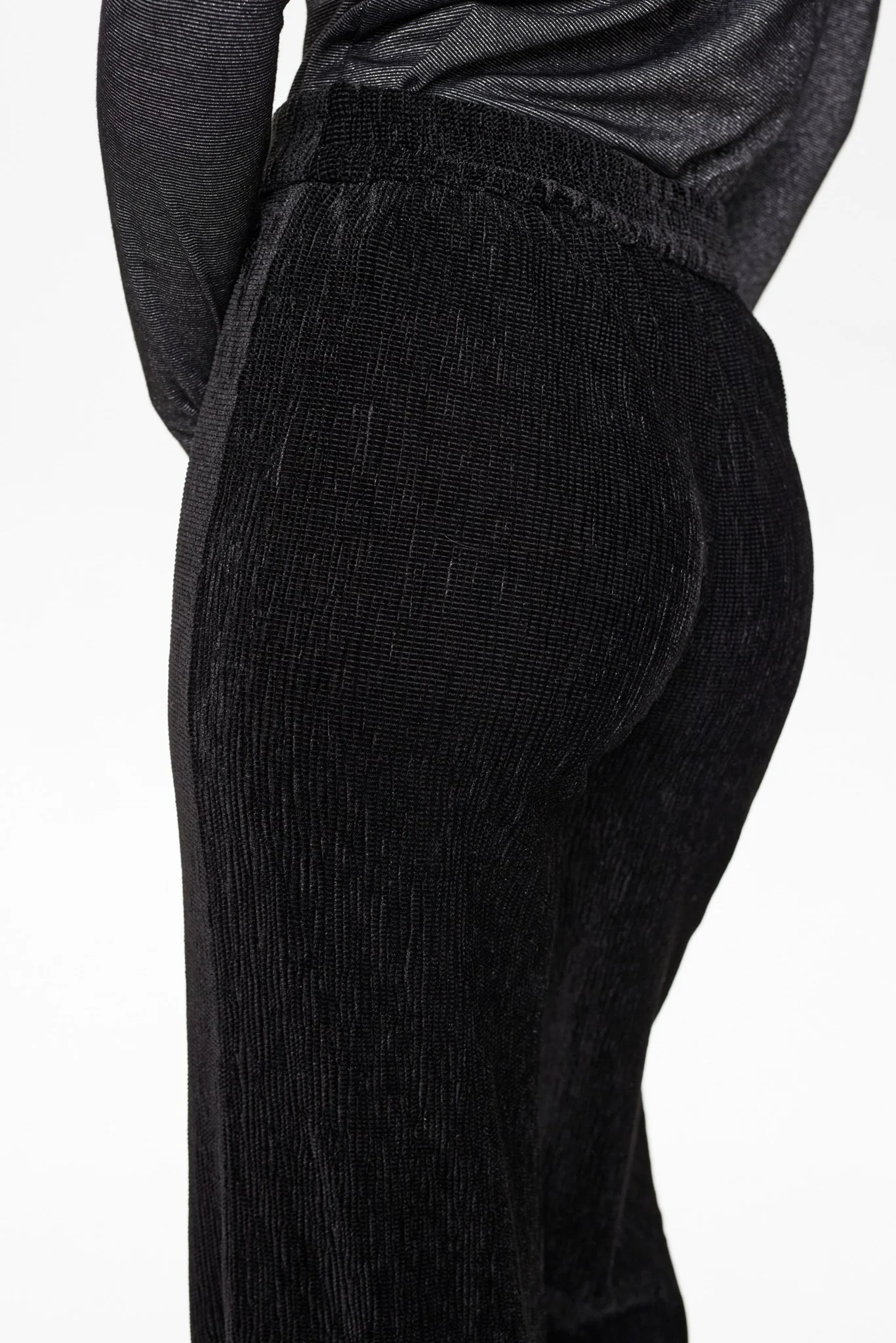 NUMILLAS PANTS - Caviar - Image 5