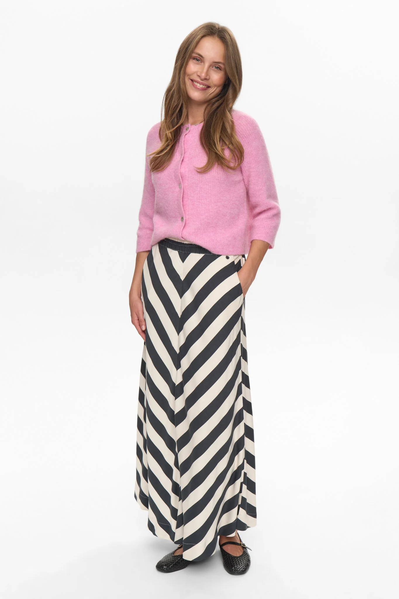NUMINZU SKIRT - Caviar - Image 3