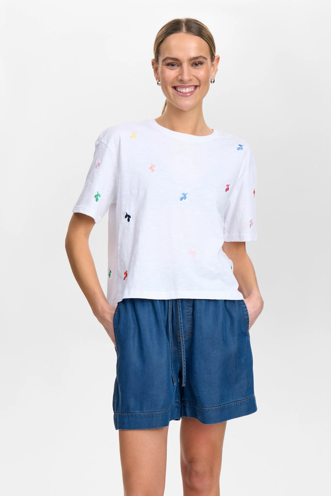 NUMIRELLO BOXY T-SHIRT - GOTS - Bright White