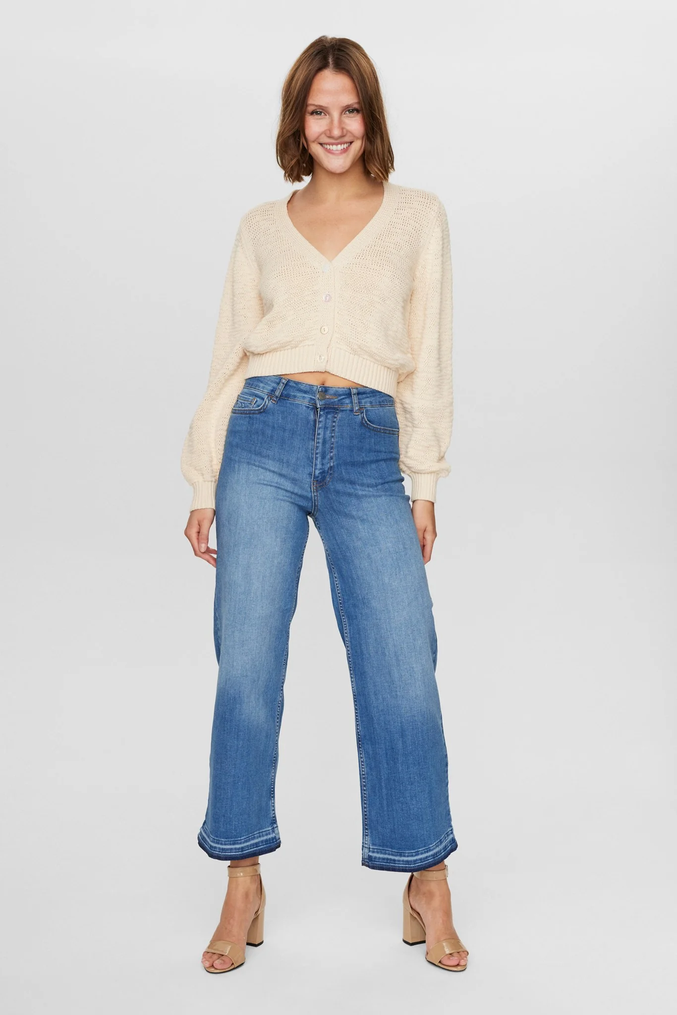 NUMIRNA CROPPED CARDIGAN - Sandshell - Image 3