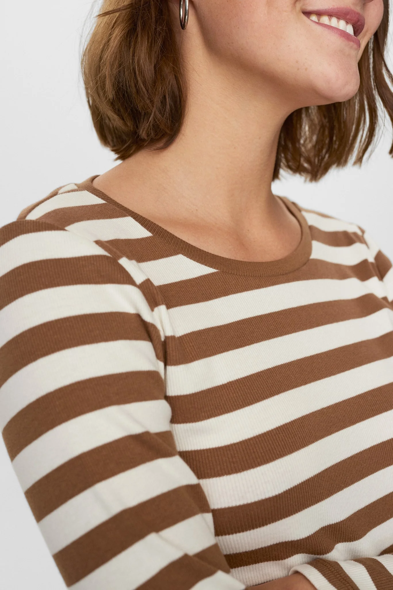 NUMIXIE LS T-SHIRT - GOTS - Kangaroo - Image 4