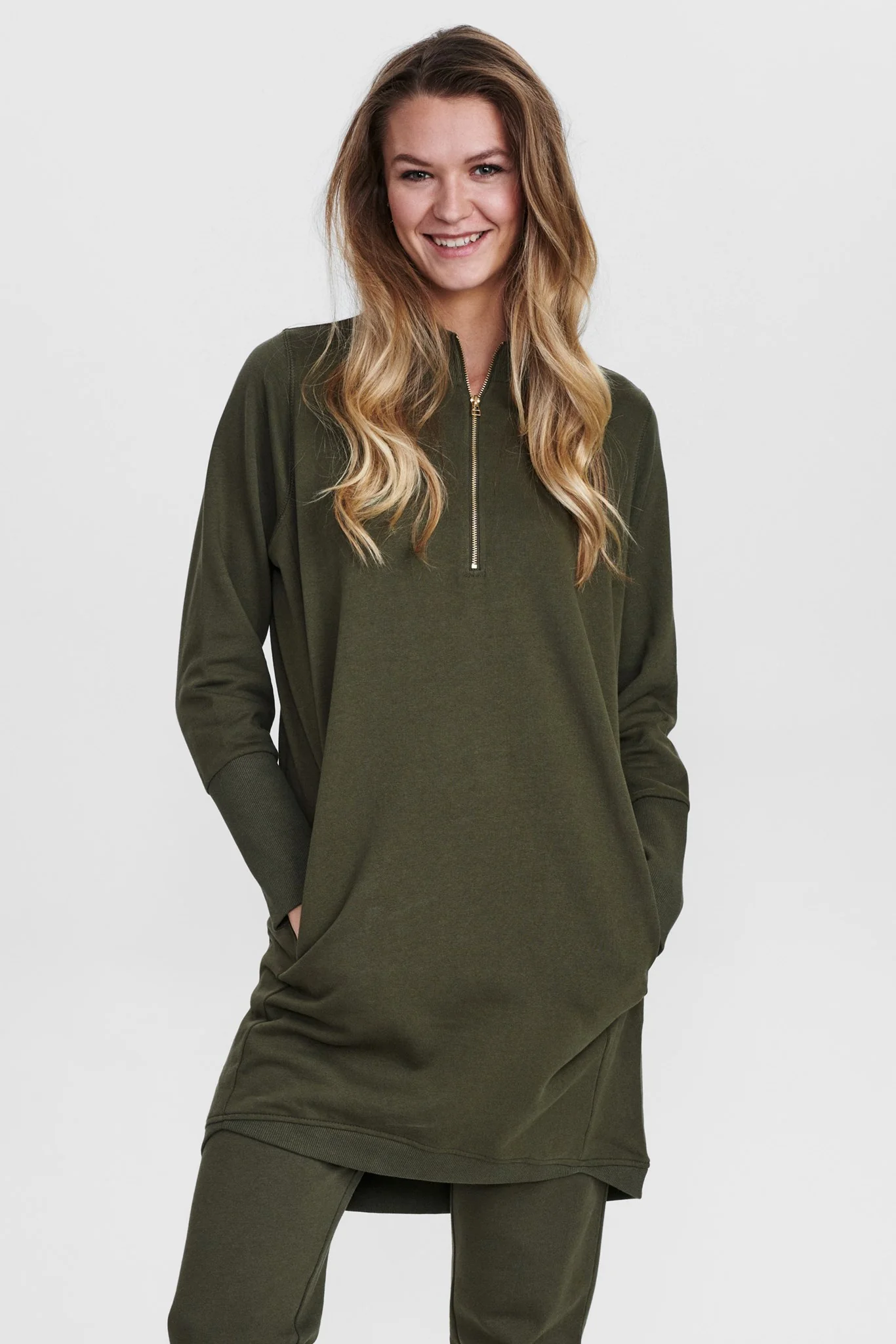 NUNIKOLA DRESS BF - Grape leaf