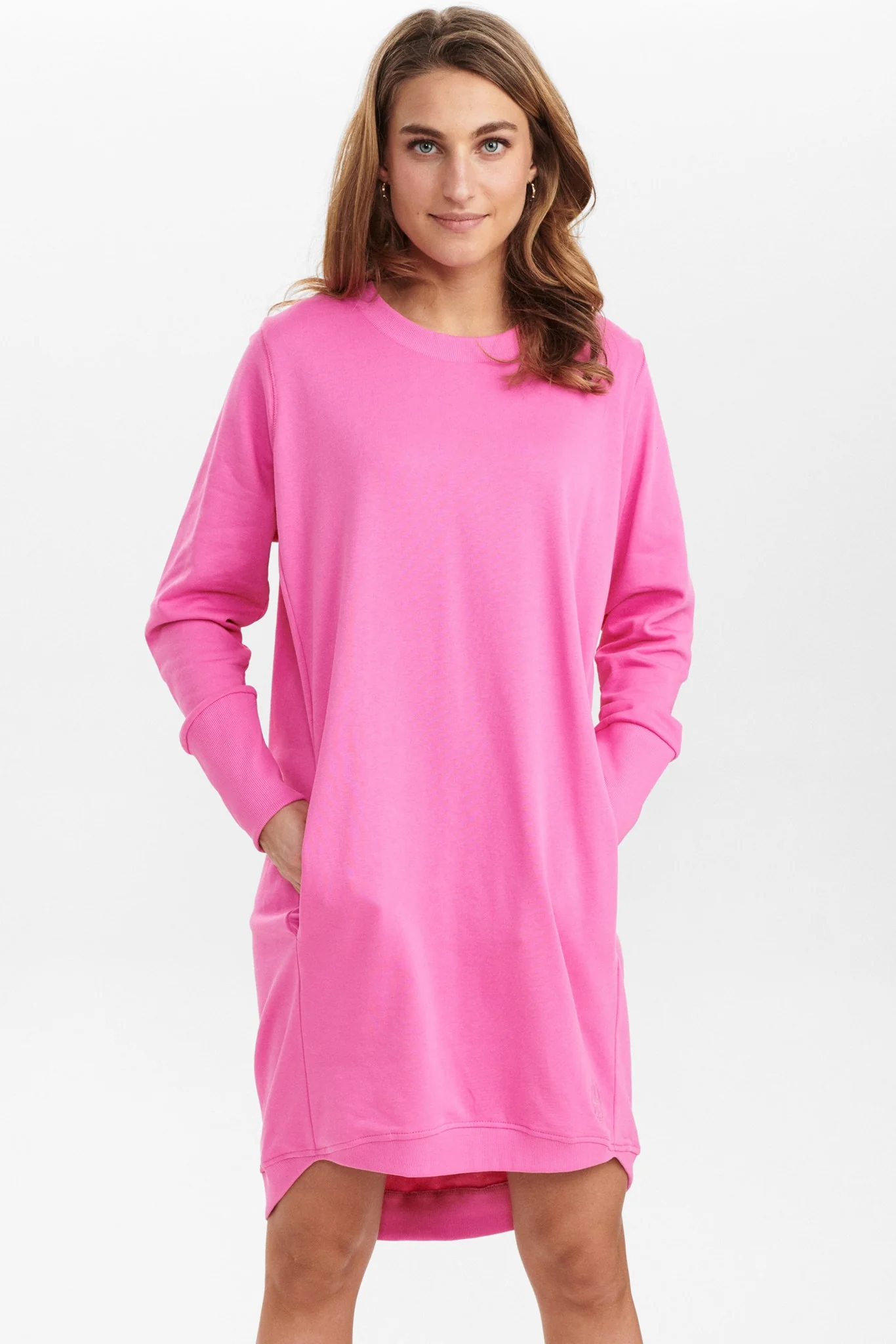 NUNIKOLA DRESS BF - Strawberry Moon