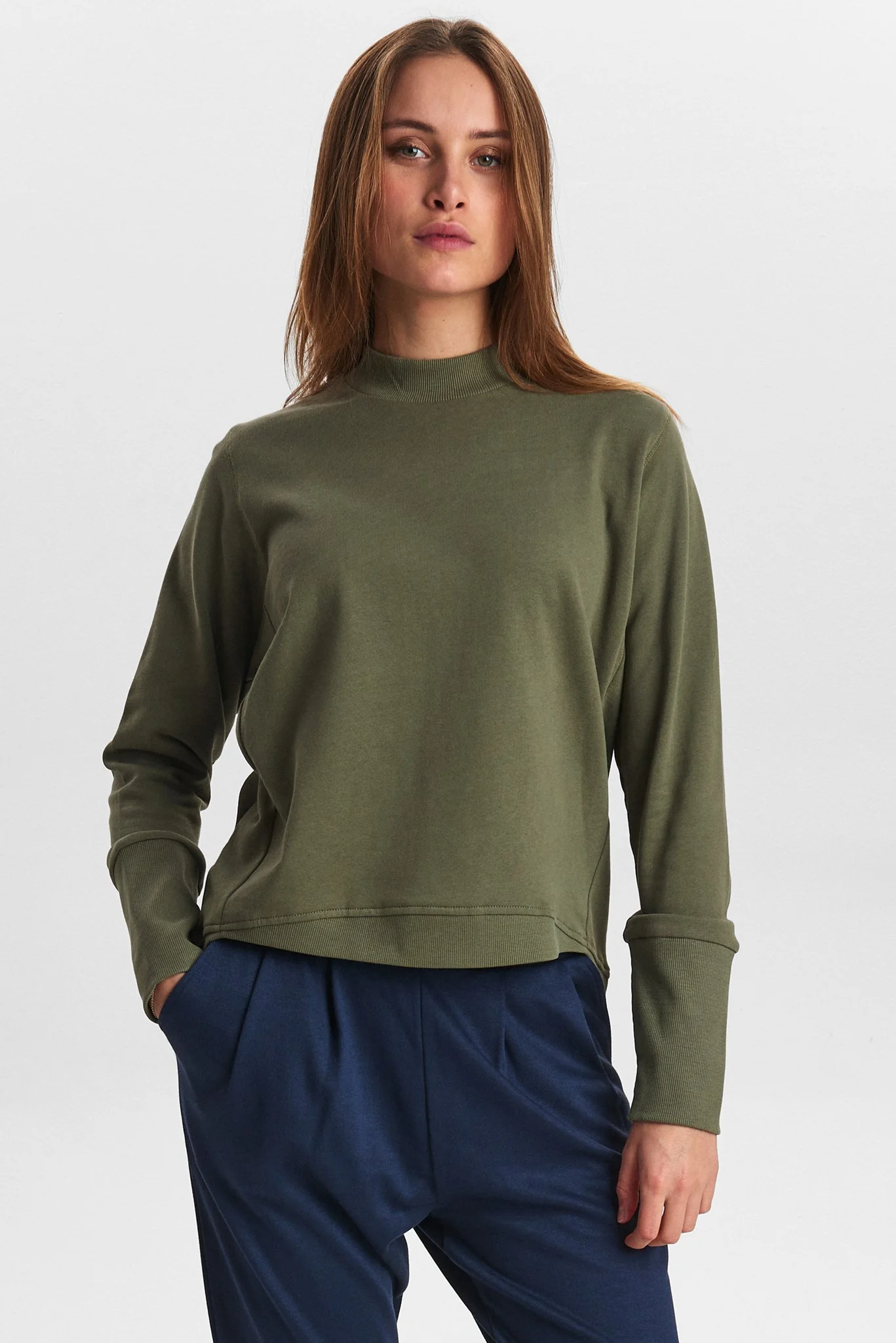 NUNIKOLA TURTLENECK-NOOS-GOTS - Deep Lichen Green