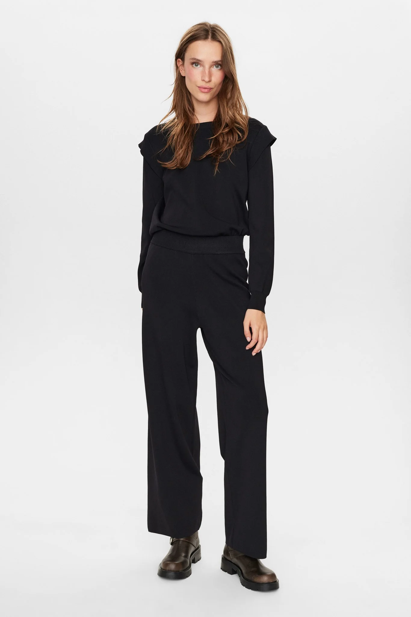 NUNILLI PANTS - Caviar - Image 3