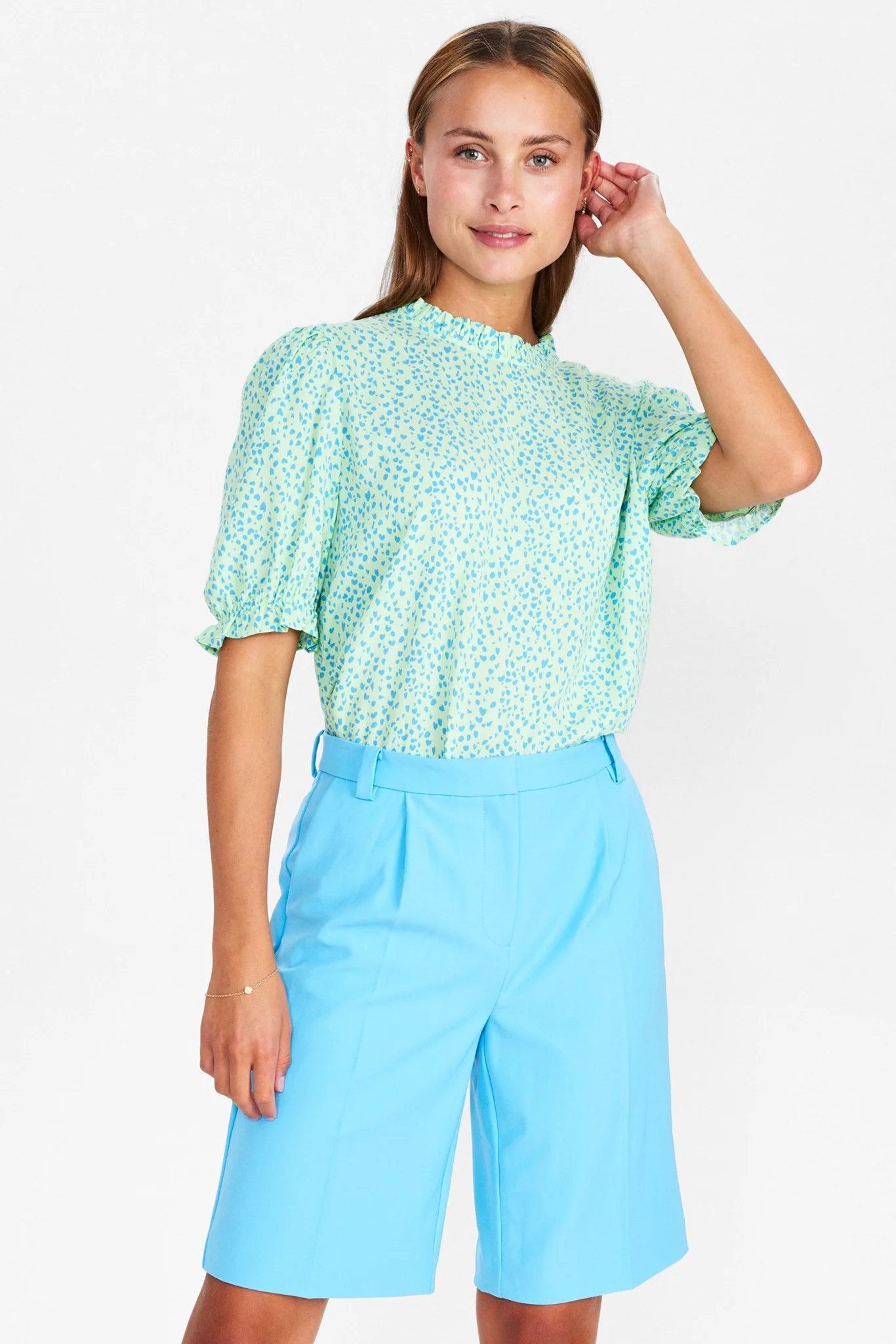 NUPAPRIKA SHORTS - Bonnie Blue