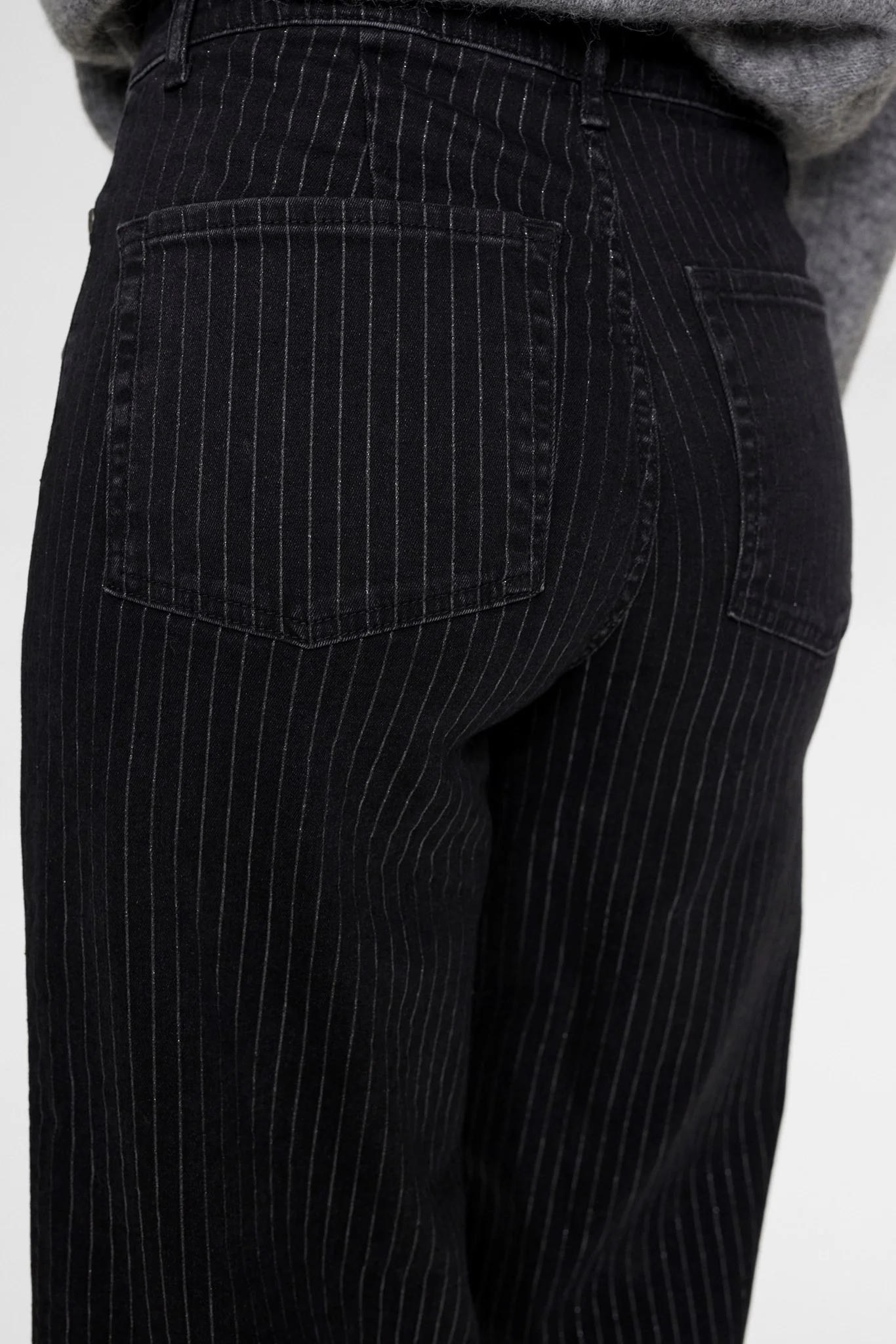 NUPARIS CROPPED JEANS  GLAM  - Caviar - Image 5