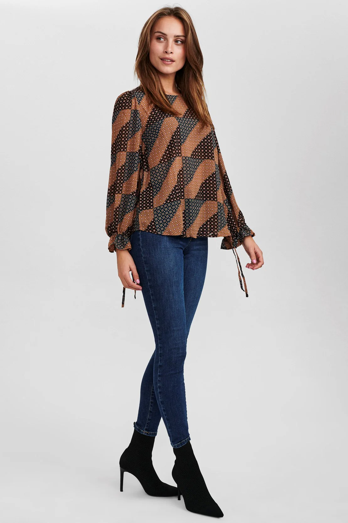 NUPATCH BLOUSE - Dark Sapphire - Image 3