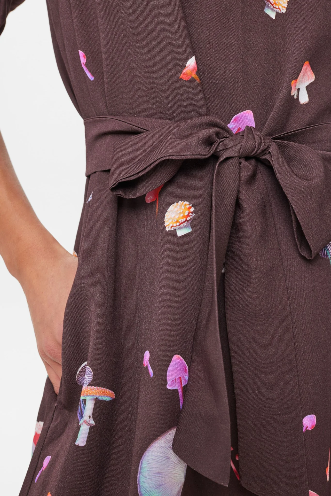 NUPEGGY DRESS - Chicory Coffee - Image 5
