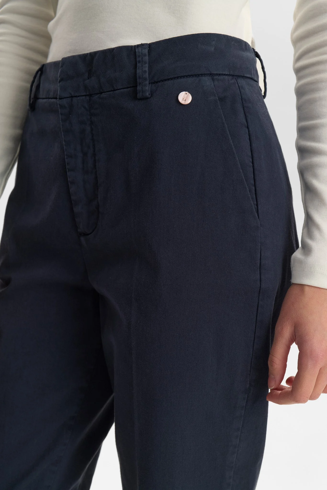 NUREGITZA PANTS - Dark Sapphire - Image 4